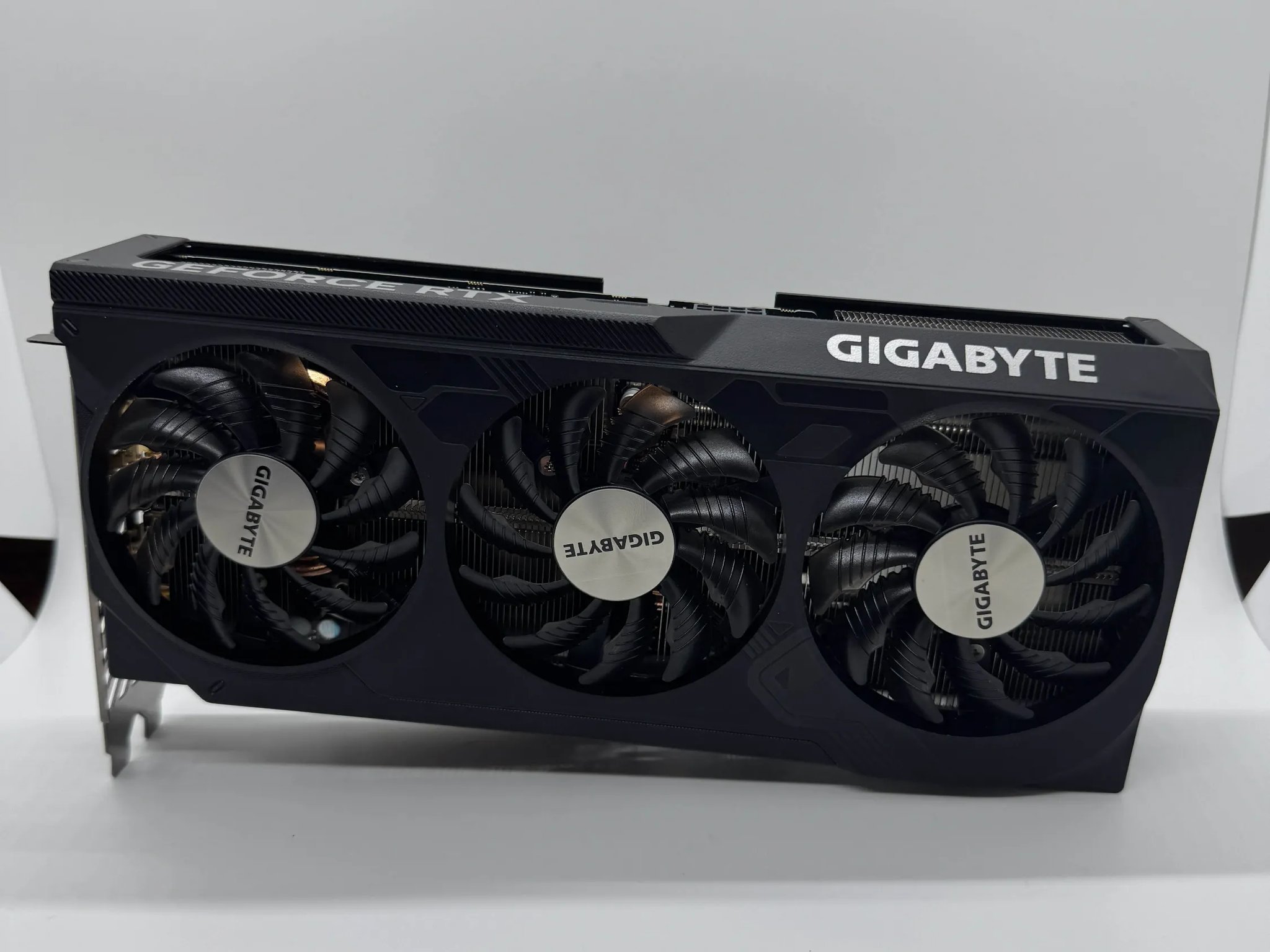 Gigabyte WINDFORCE OC GeForce RTX 4070 12 GB Video Card