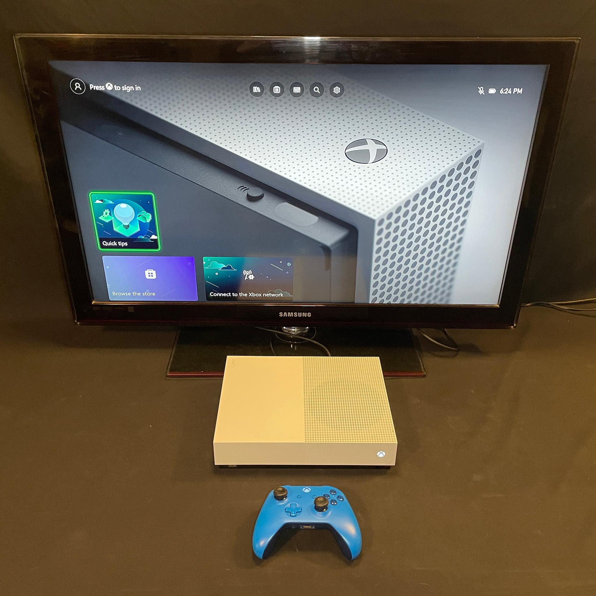 Xbox One Digital Edition With Accessories
