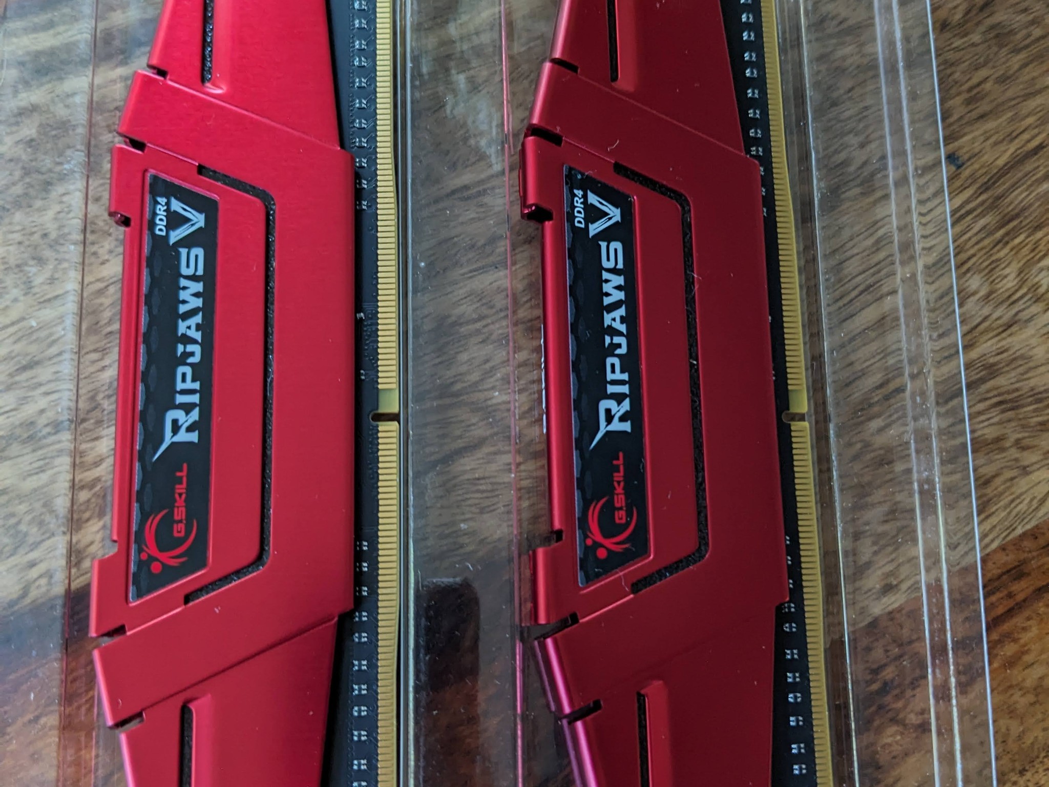 G.SKILL Ripjaws V DDR4 2400 C15-Tested w/ MemTest86 at 3200MHz for 4+ hours. IOB