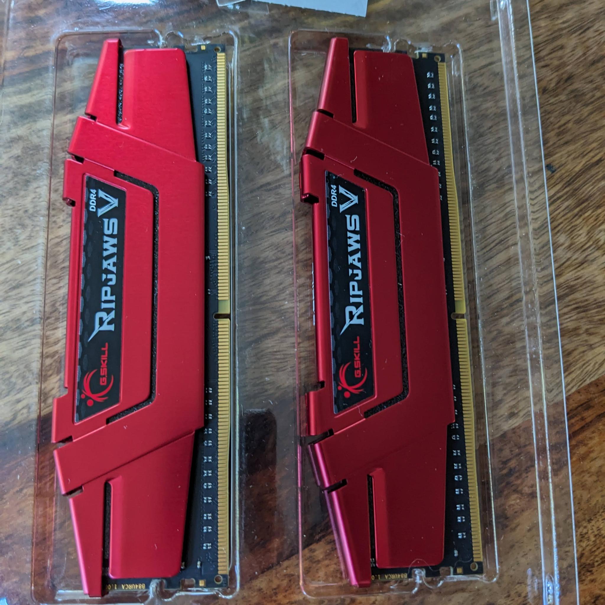 G.SKILL Ripjaws V DDR4 2400 C15-Tested w/ MemTest86 at 3200MHz for 4+ hours. IOB