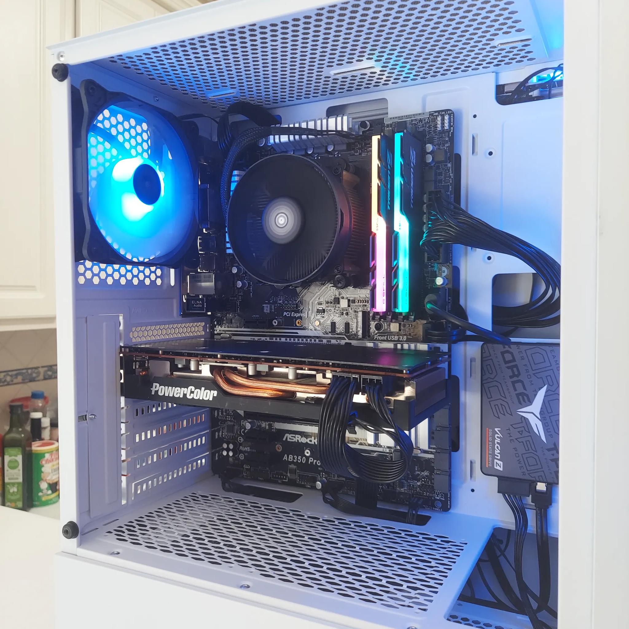 Budget Gaming Computer!         *RGB*  Ryzen 7 2700x 16GB DDR4 Radeon RX 5700 XT PC