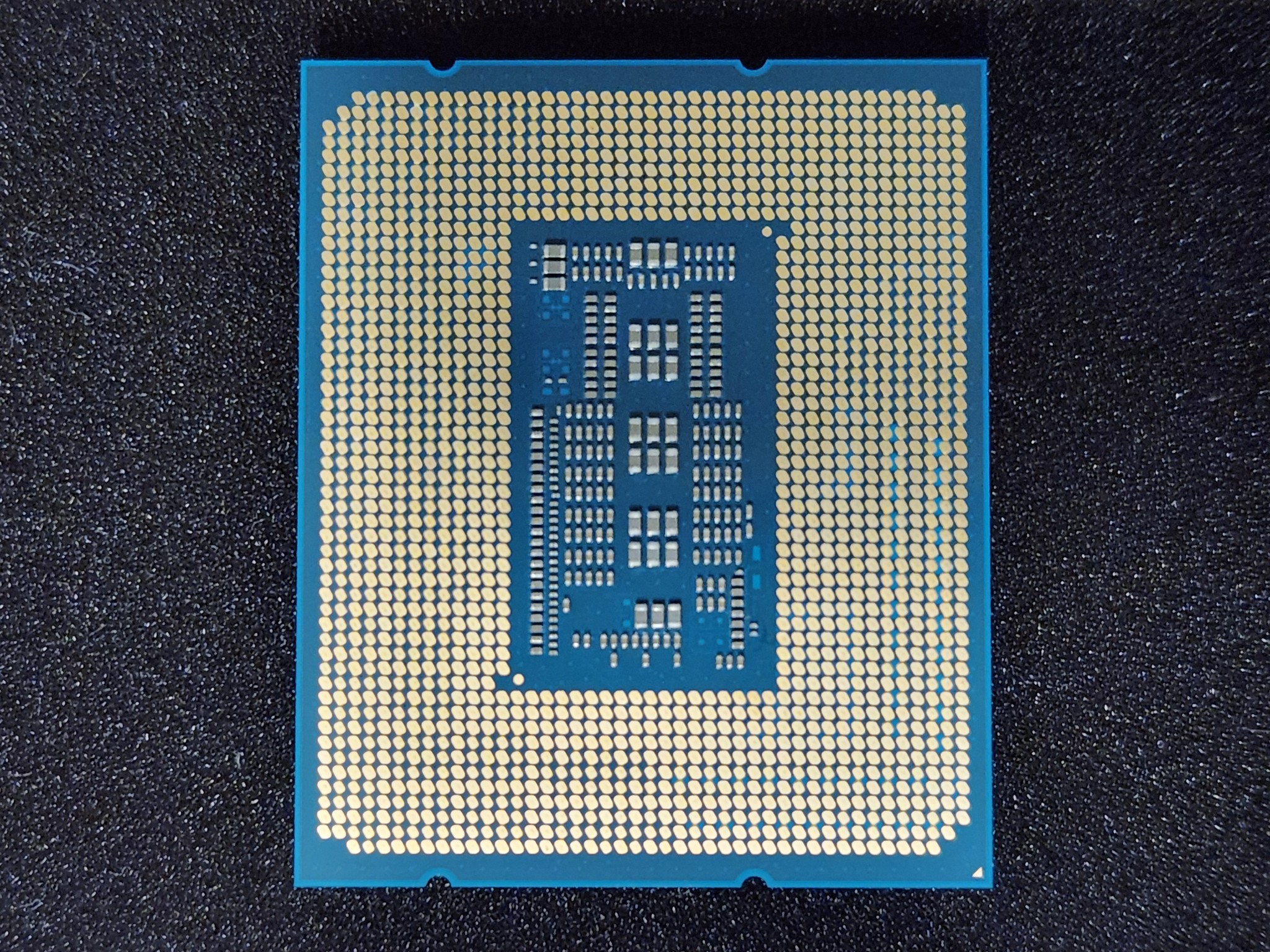 Intel Core i7-13700KF
