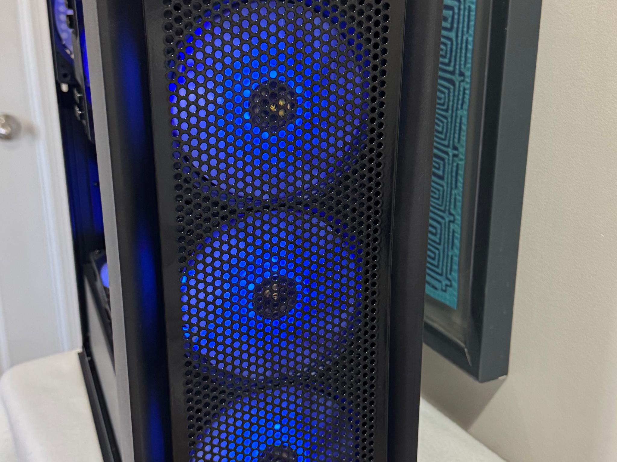 i9 9900, 32 GB DDR4 RAM, RX 6600 8 GB 1 TB M.2