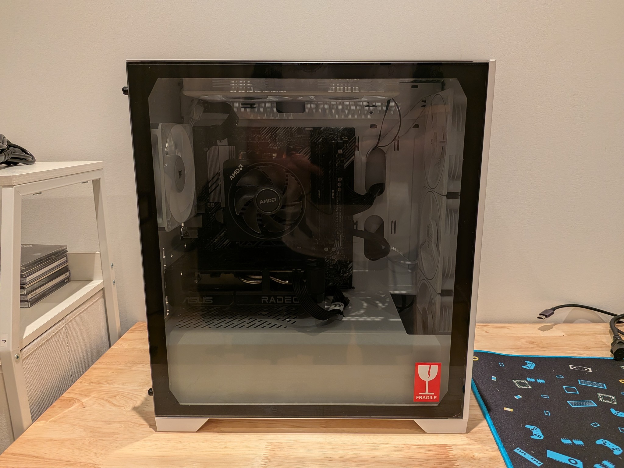 1440p Violet Cloud - RX 9060 XT 16GB, Ryzen 5 5600X, 32 GB DDR4 RAM, 1 TB Gen 4 NVME, RGB