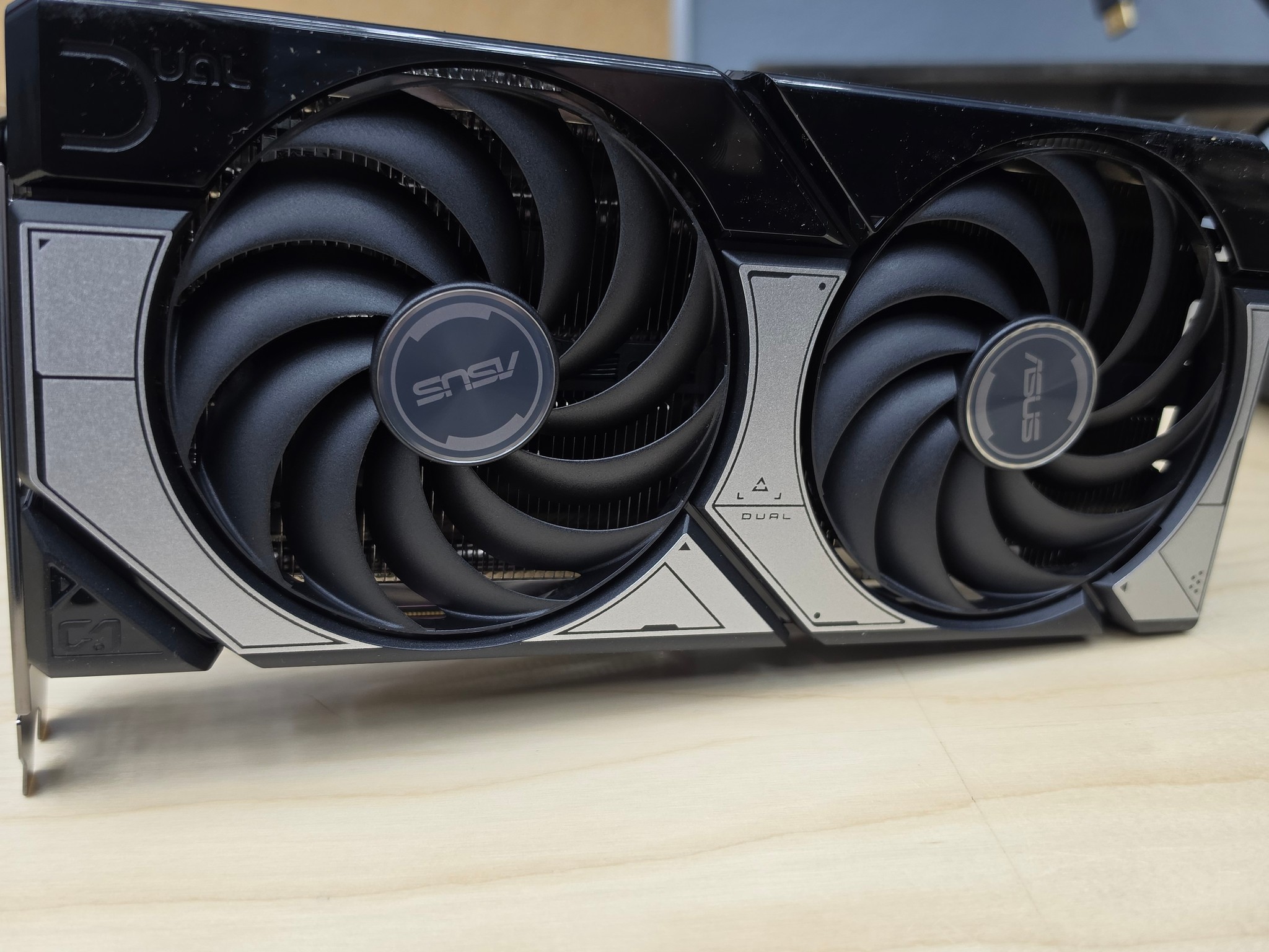 RTX 5070 Asus Dual 12GB