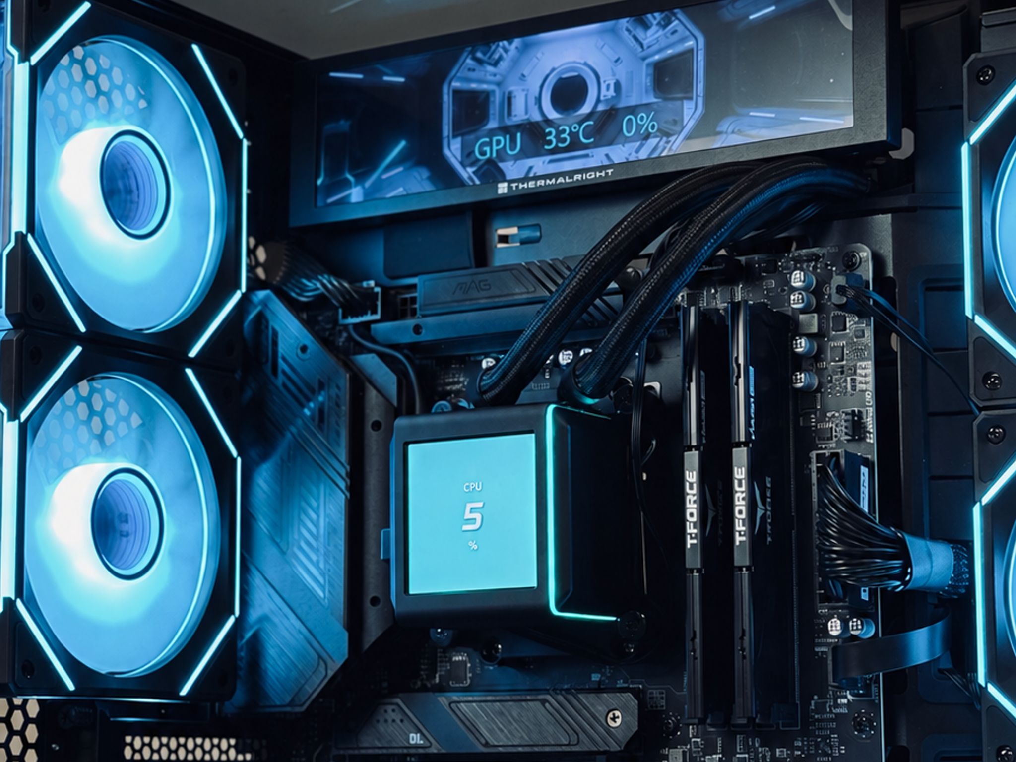 ⭐️ Ryzen 7 9800X3D + RTX 5070 ⭐️ Dual LCD • Liquid-Cooled Gaming PC • 32GB / 2TB