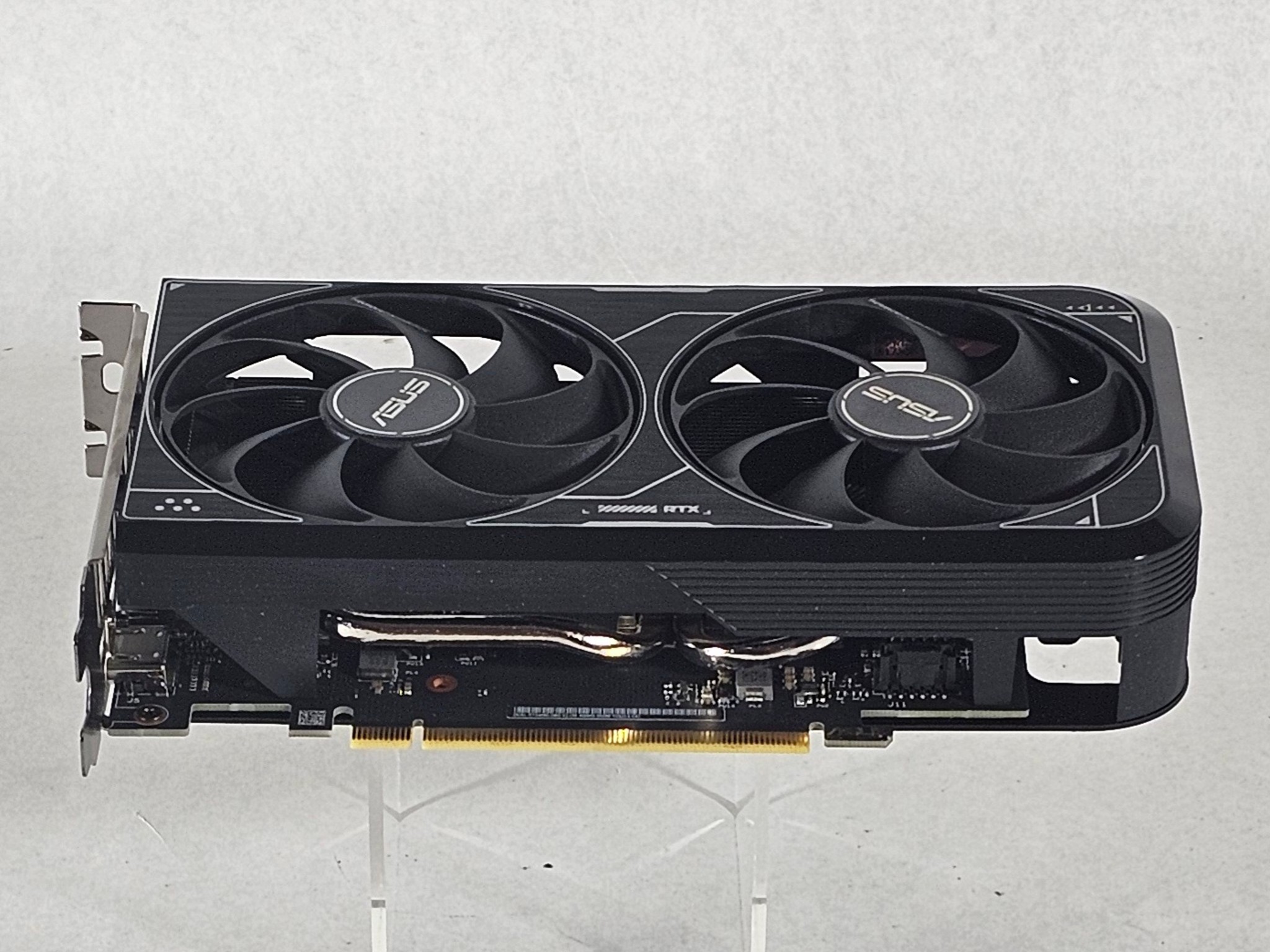 RTX 4060 ASUS 8GB