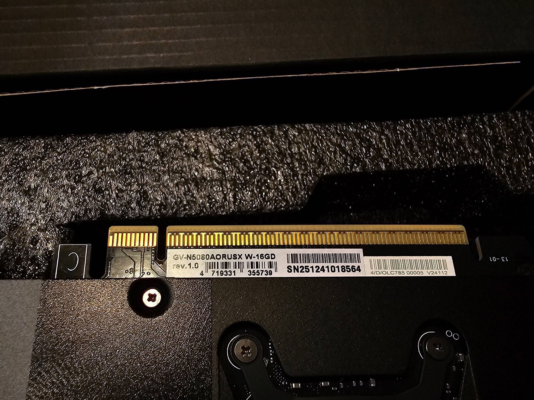 RTX 5080 Aorus XTREME Waterforce 16GB GDDR7 New open box with warranty