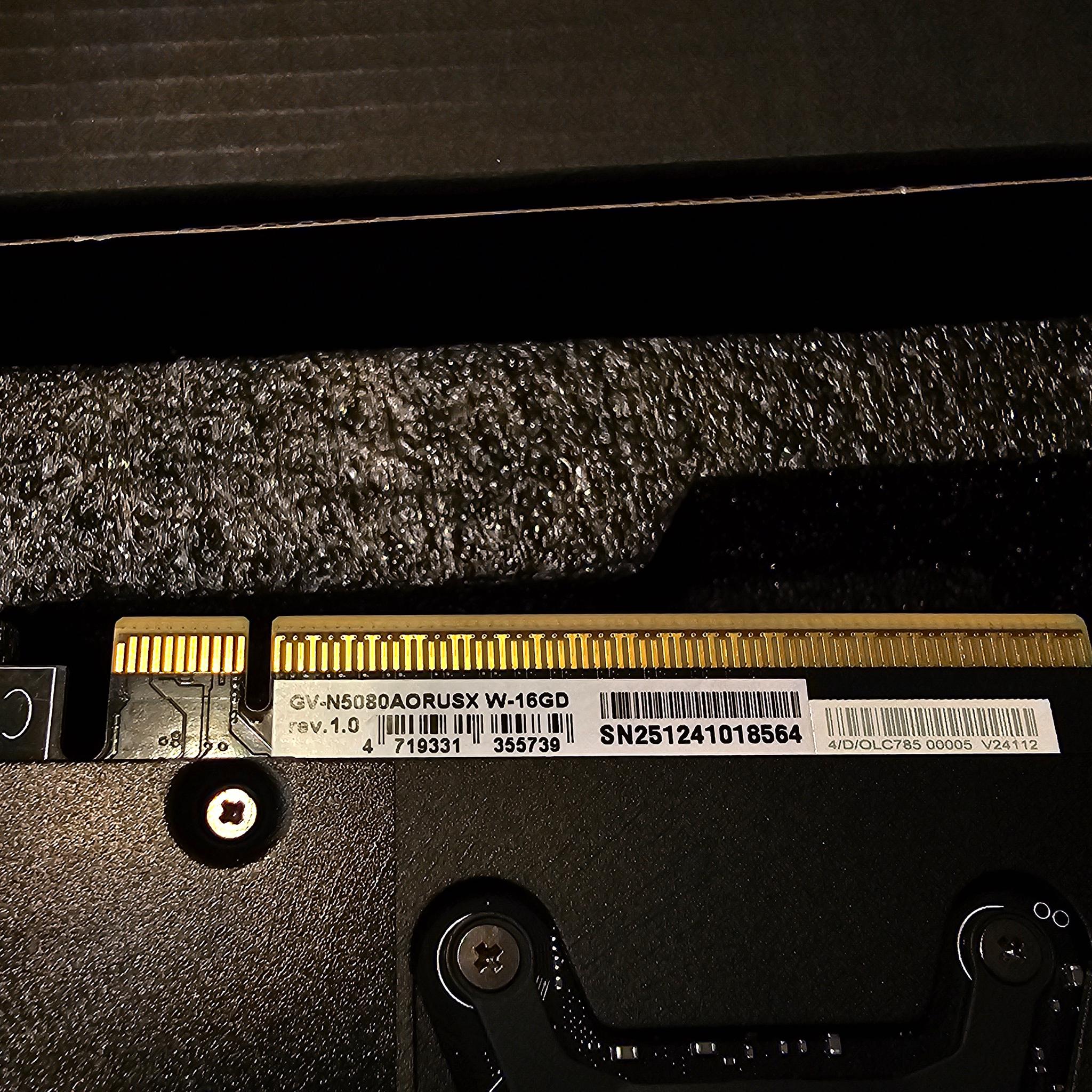 RTX 5080 Aorus XTREME Waterforce 16GB GDDR7 New open box with warranty