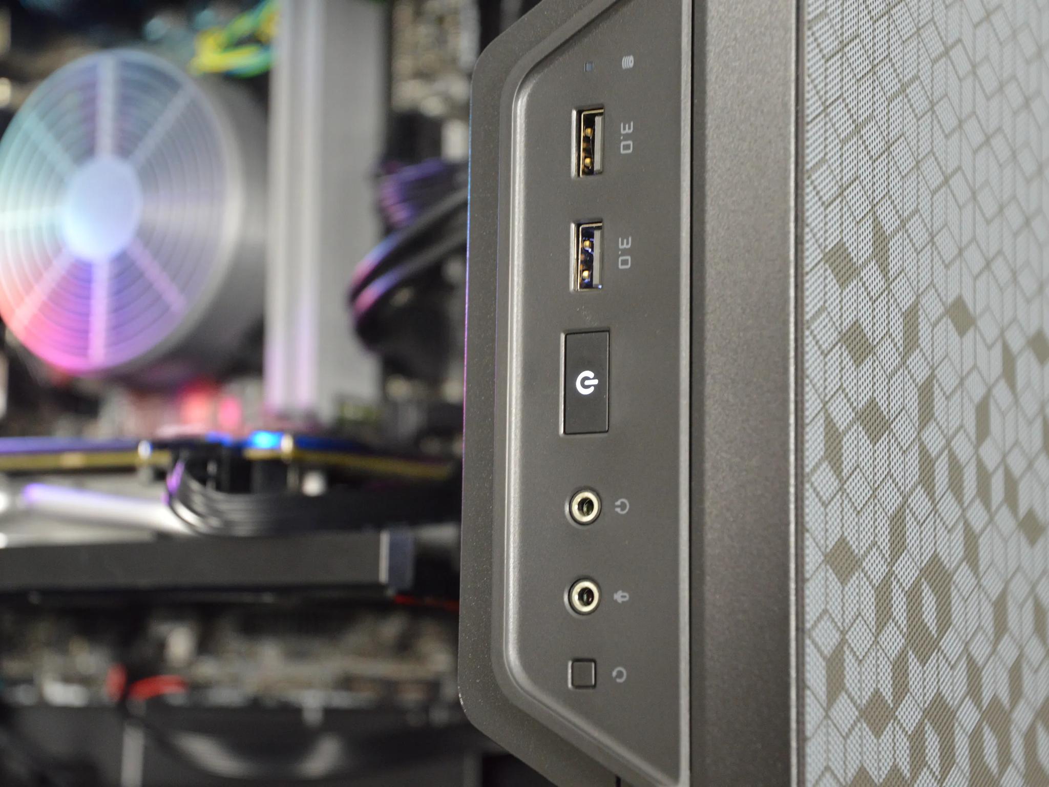 🍱🍱| RX 580 8GB | INTEL i3 8100 | 16GB DDR4 RAM | 512GB SATA SSD | Lunch Box 2.0 |