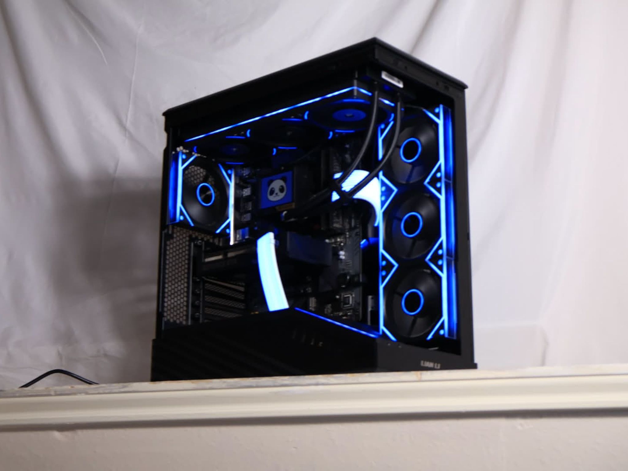 🌕⭐Moon Bear| 4060 ti 16gb vram Ryzen 5 5600x⭐🌕