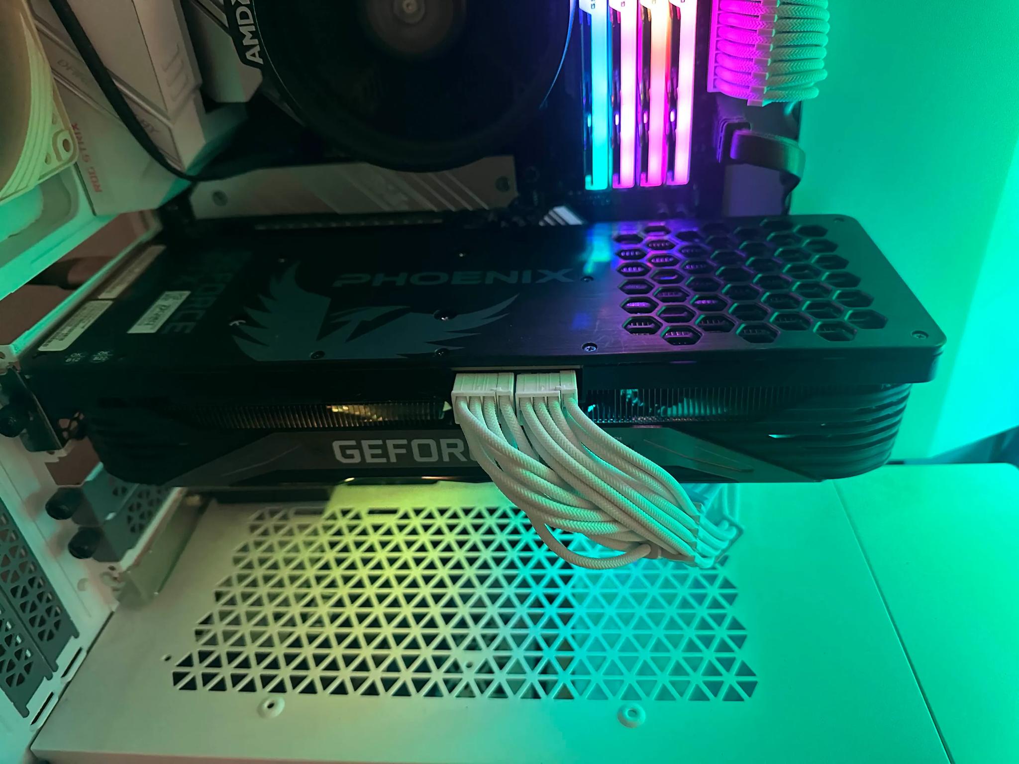 Gainward GeForce RTX 3070 Phoenix