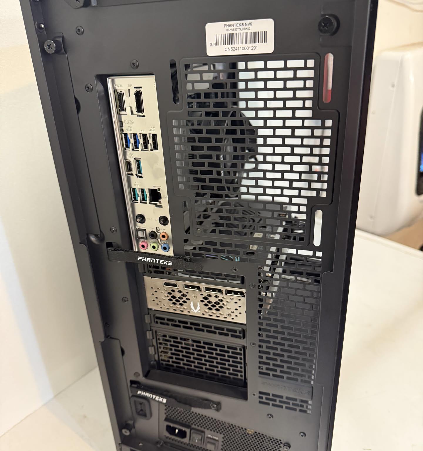 *NEW* Custom Gaming PC w/ 4070 & RGB