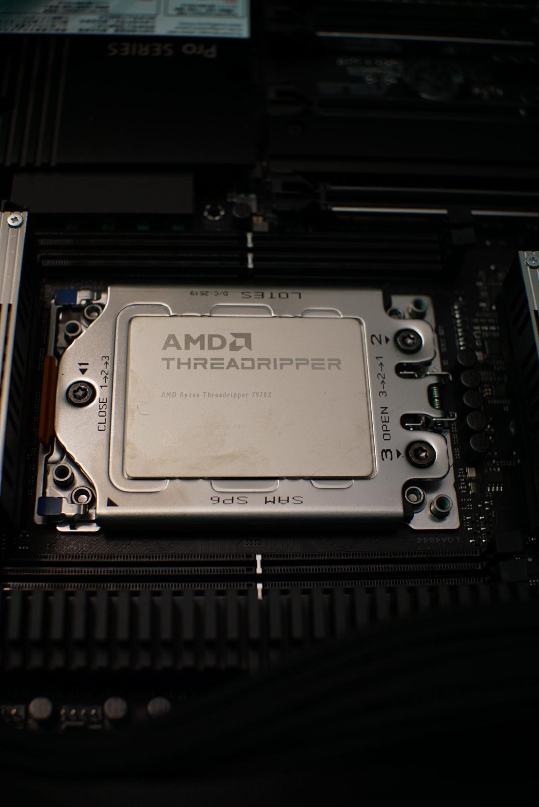 NVIDIA RTX PRO 6000 Blackwell Workstation 96gb | AMD Ryzen Threadripper 7970X | G.Skill ECC 128gb