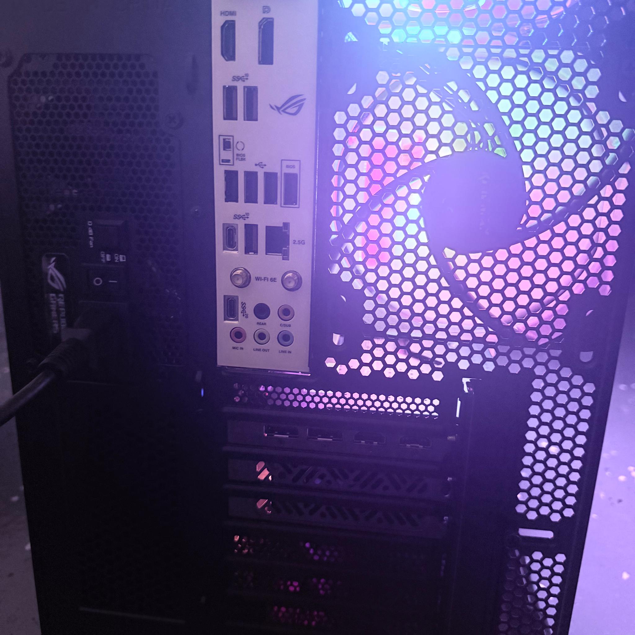🌈"Aurora Timber" 🪵| 4k Gaming | Ryzen 7 9800X3D | RX 7900 XTX 24GB | 32B DDR5 | 2TB Gen5+Ram NVMe