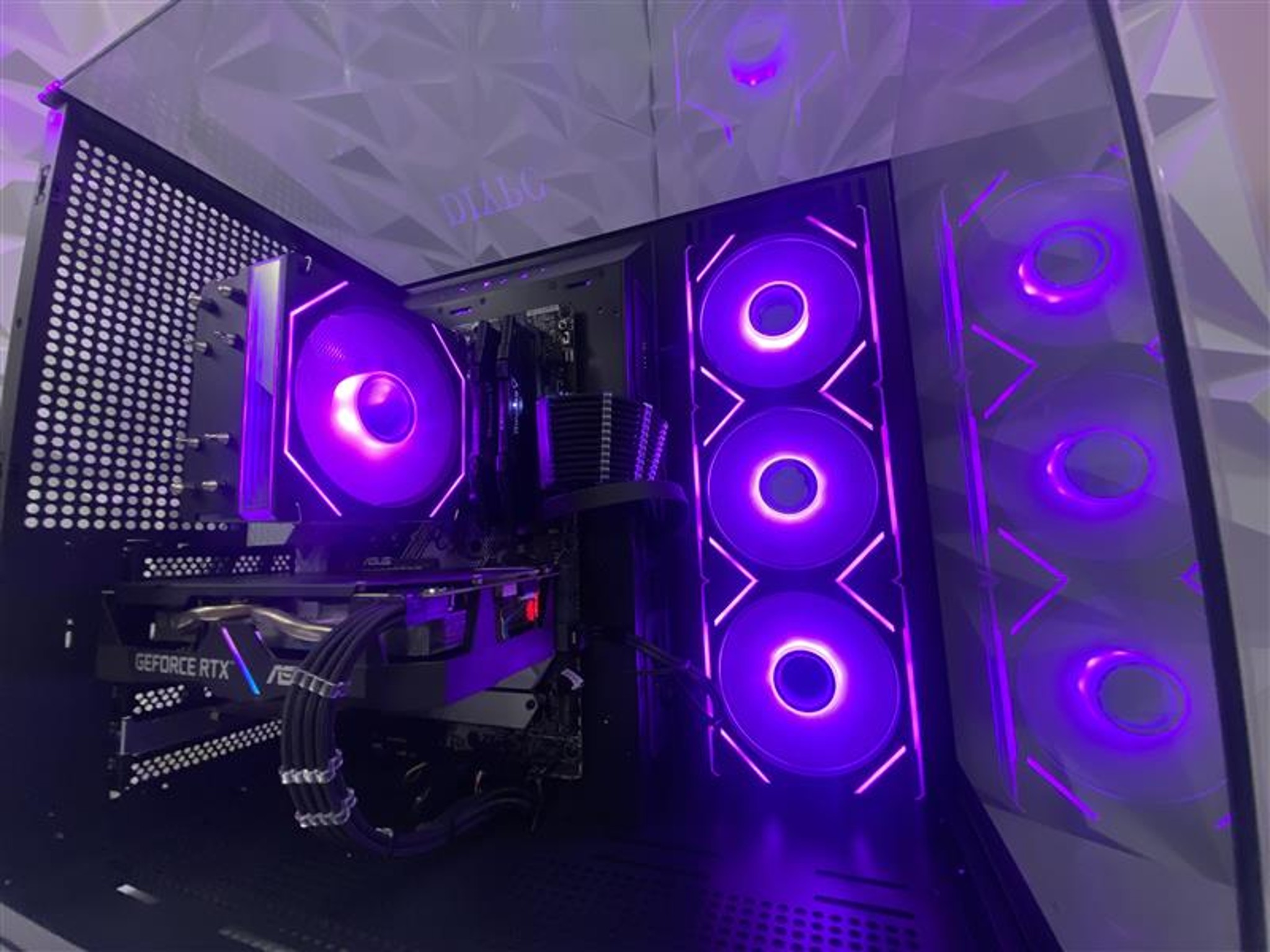 New Year New PC | intel i7 8700K| RTX 2060 Super 8GB| 16GB DDR4| 500GB SSD | Win11| Free Shipping!