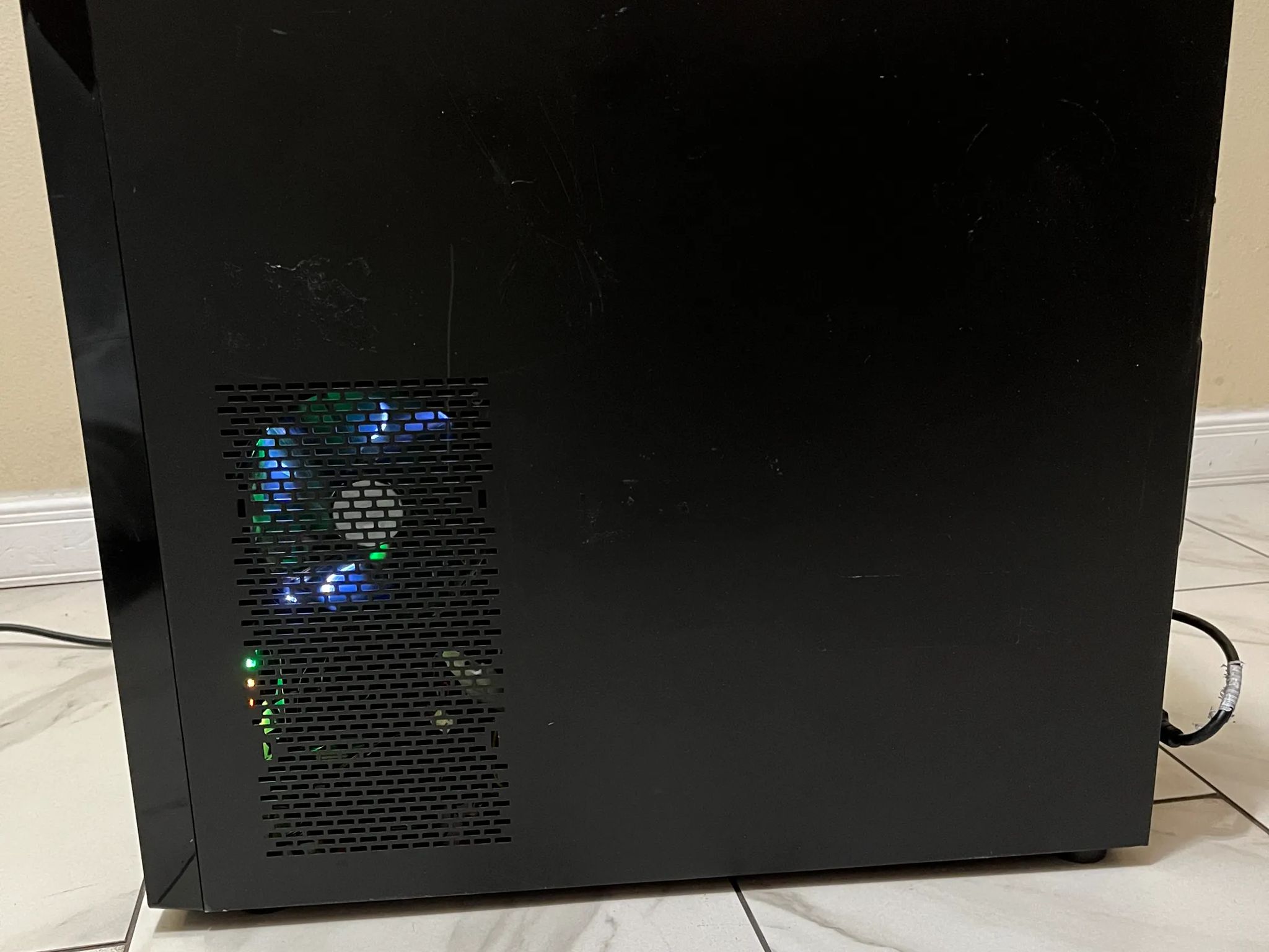 🔥 Budget RGB Gaming PC – R9 270x, Intel Core i5, 12GB RAM, 256GB SSD+1TB HDD, with RGB Remote