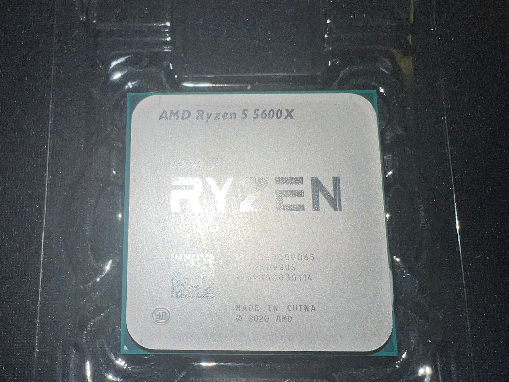AMD Ryzen 5 5600X 6-core and 12-wire unlocked desktop processor Wraith Stealth Cooler (No paste)