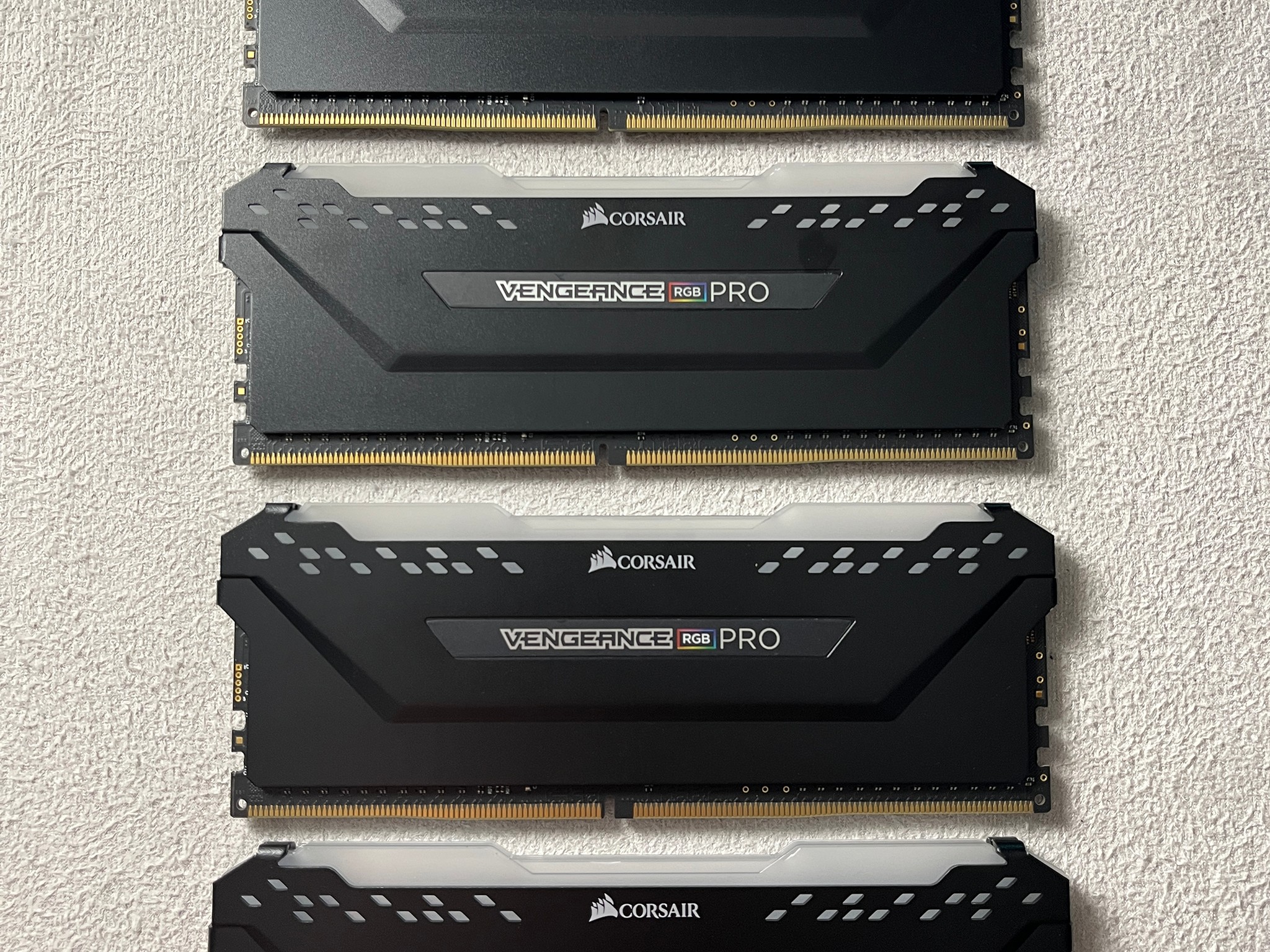 CORSAIR Vengeance RGB Pro 32GB (4 x 8GB) DDR4 3600MHz
