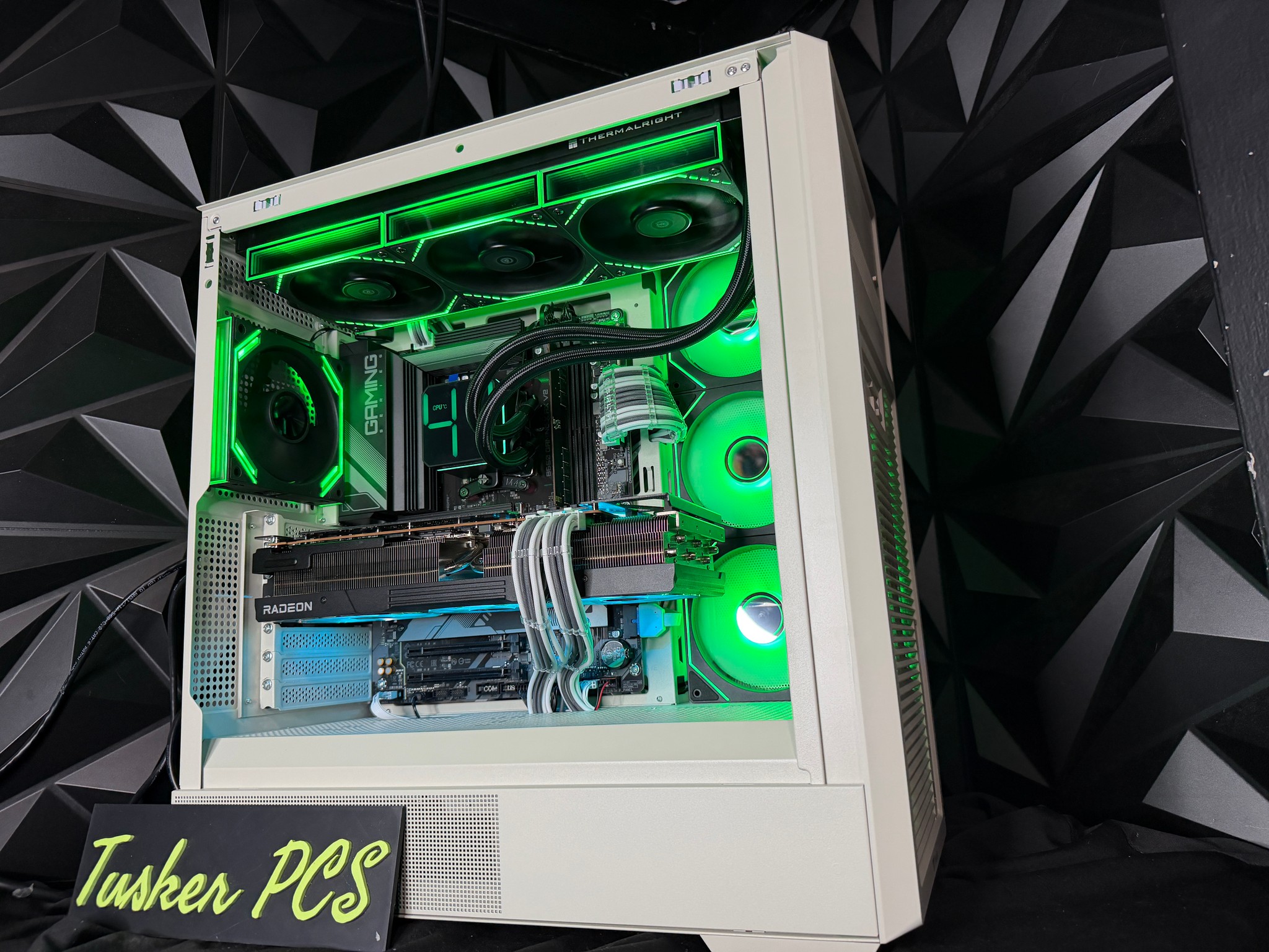 💀🕹️ RETRO REAPER 79 🕹️💀 Ryzen 9 7900X| RX 7900XT 20GB| 4.5 TB NVMe| 32 GB DDR5| 850W Gold PSU