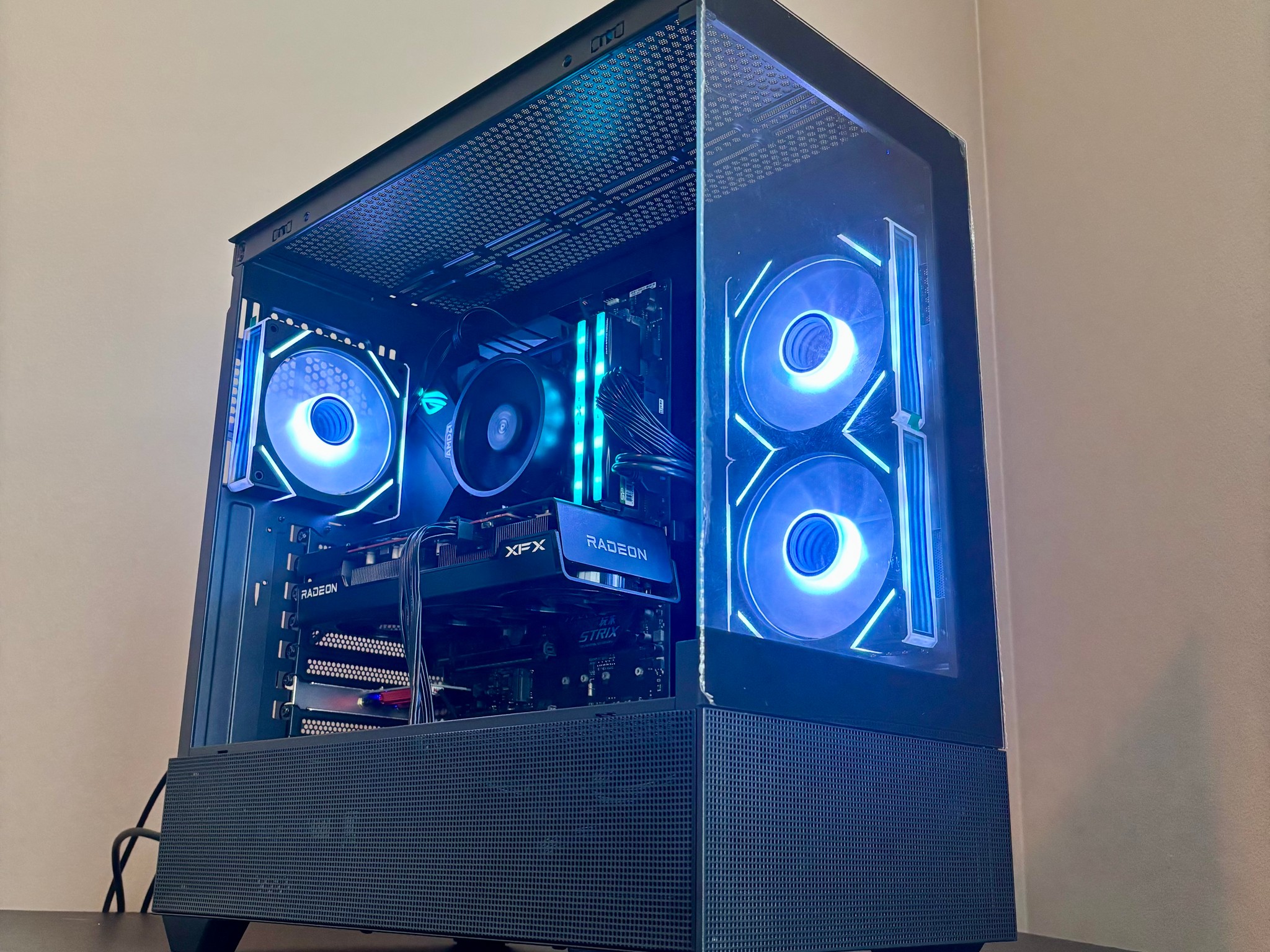 Radeon RX 6600 XT Custom Gaming PC - Ryzen 3 3100