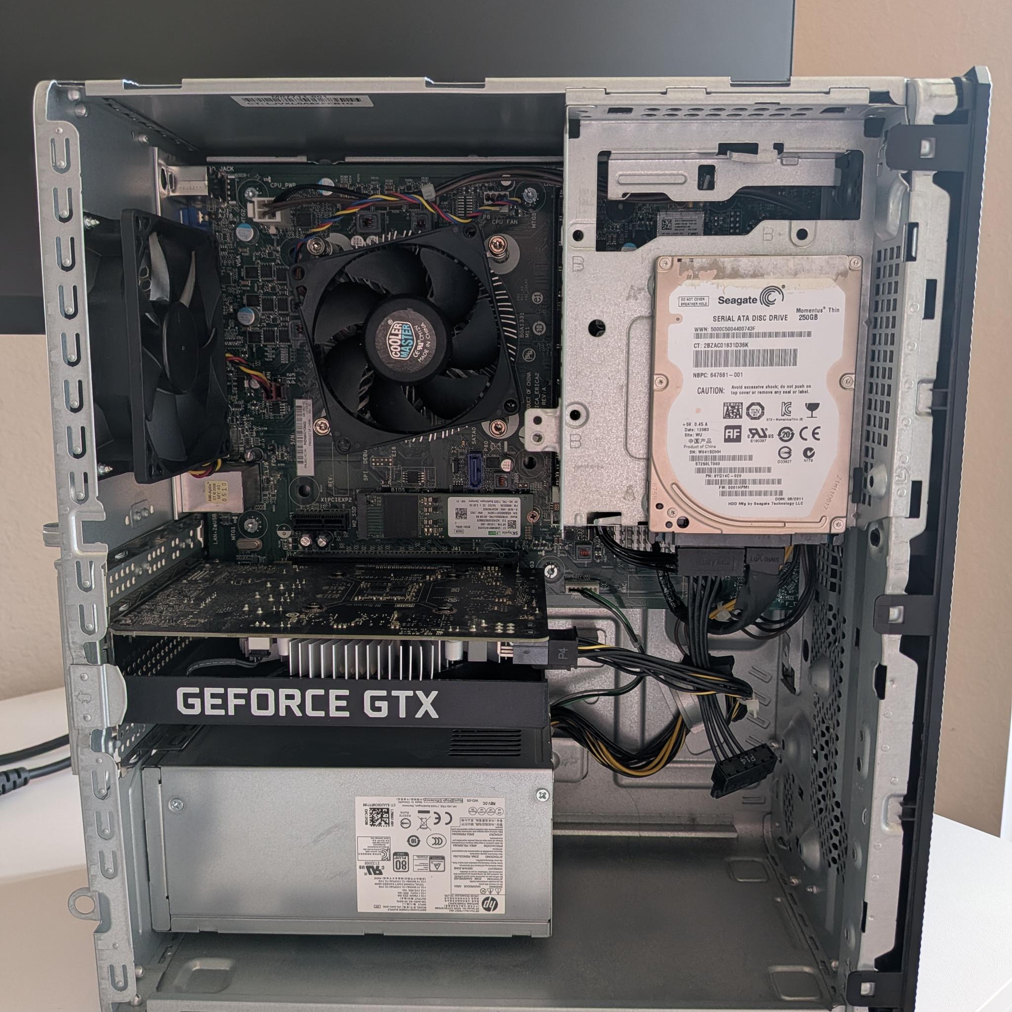 HP Gaming PC (Ryzen 3 3200g/GTX 1650 Super/16GB/256GB NVME + 250GB HDD)