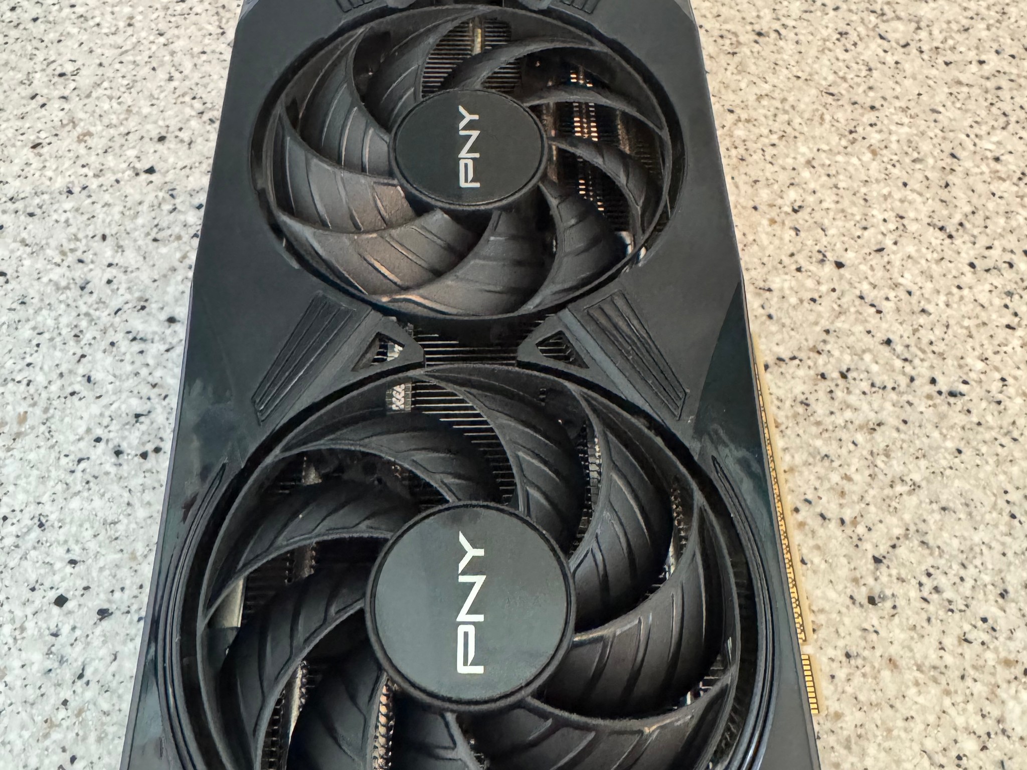 PNY VERTO GeForce RTX 5070