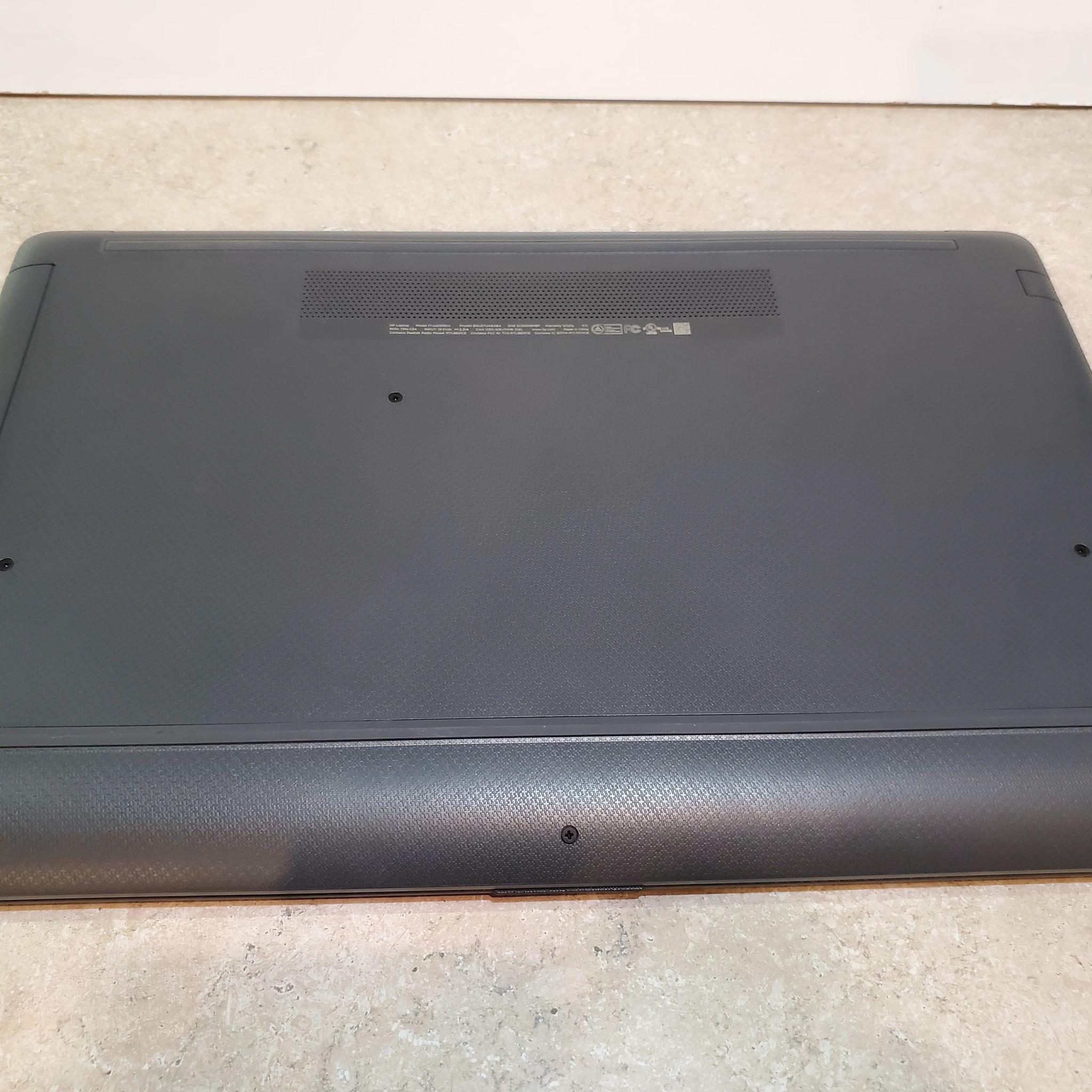 HP 17.3" 1Tb Laptop