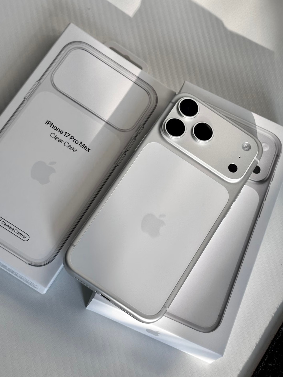 iPhone 17 Pro Max 1 TB Silver | Jawa