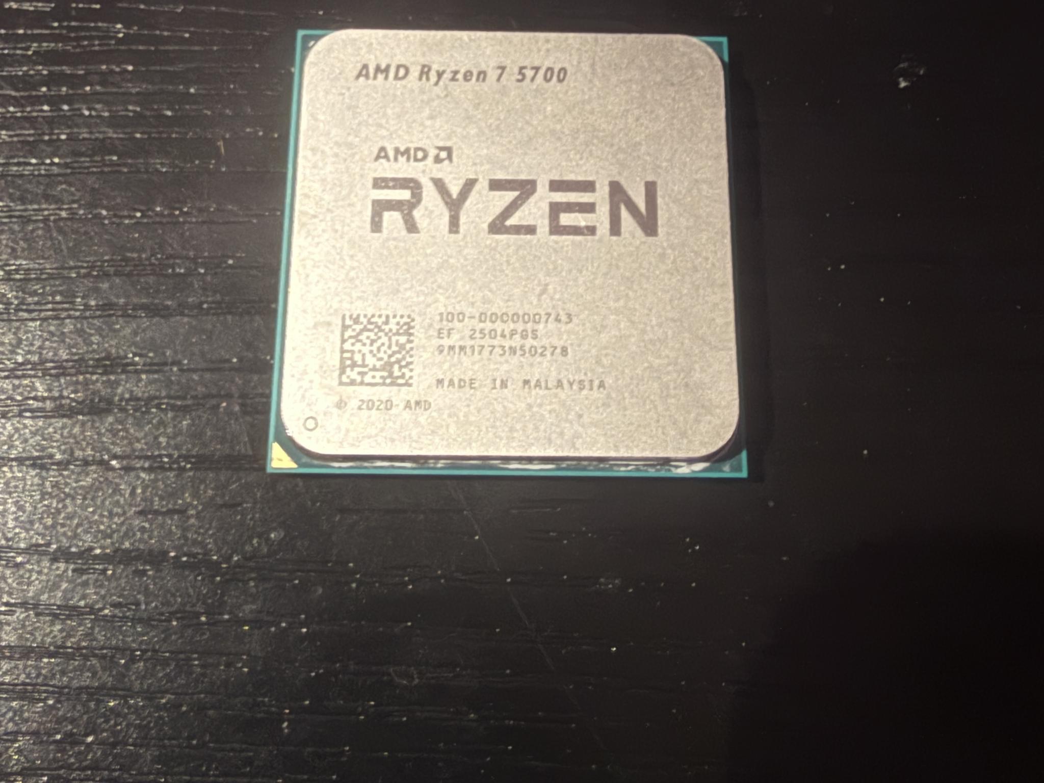 AMD Ryzen 7 5700