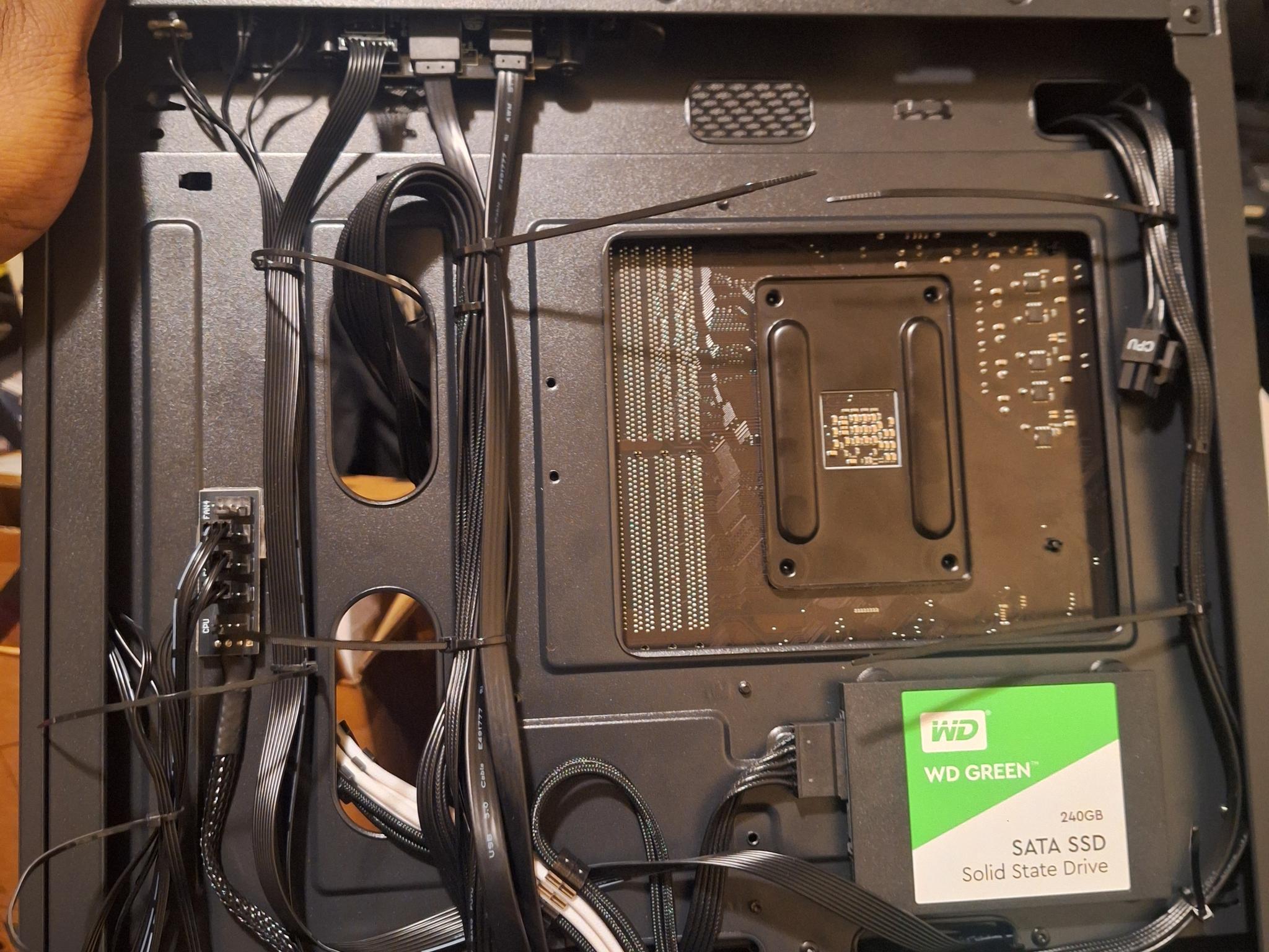 Custom Ultra Black Gaming PC Build (Cheaper and better than the Steam Machine)