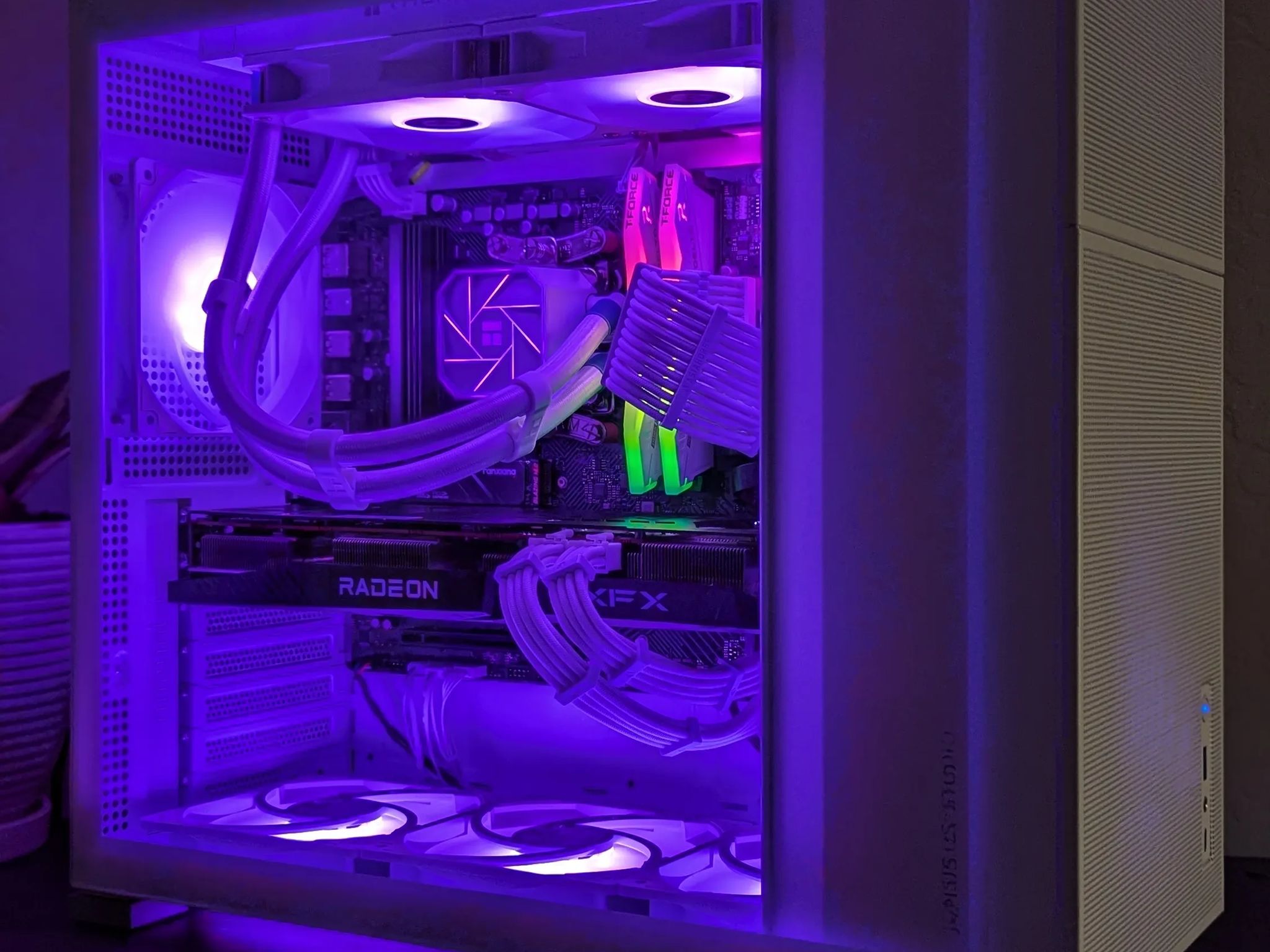 1440p Mid-Range BEAST - Ryzen 5 7500F -  RX 6700 XT