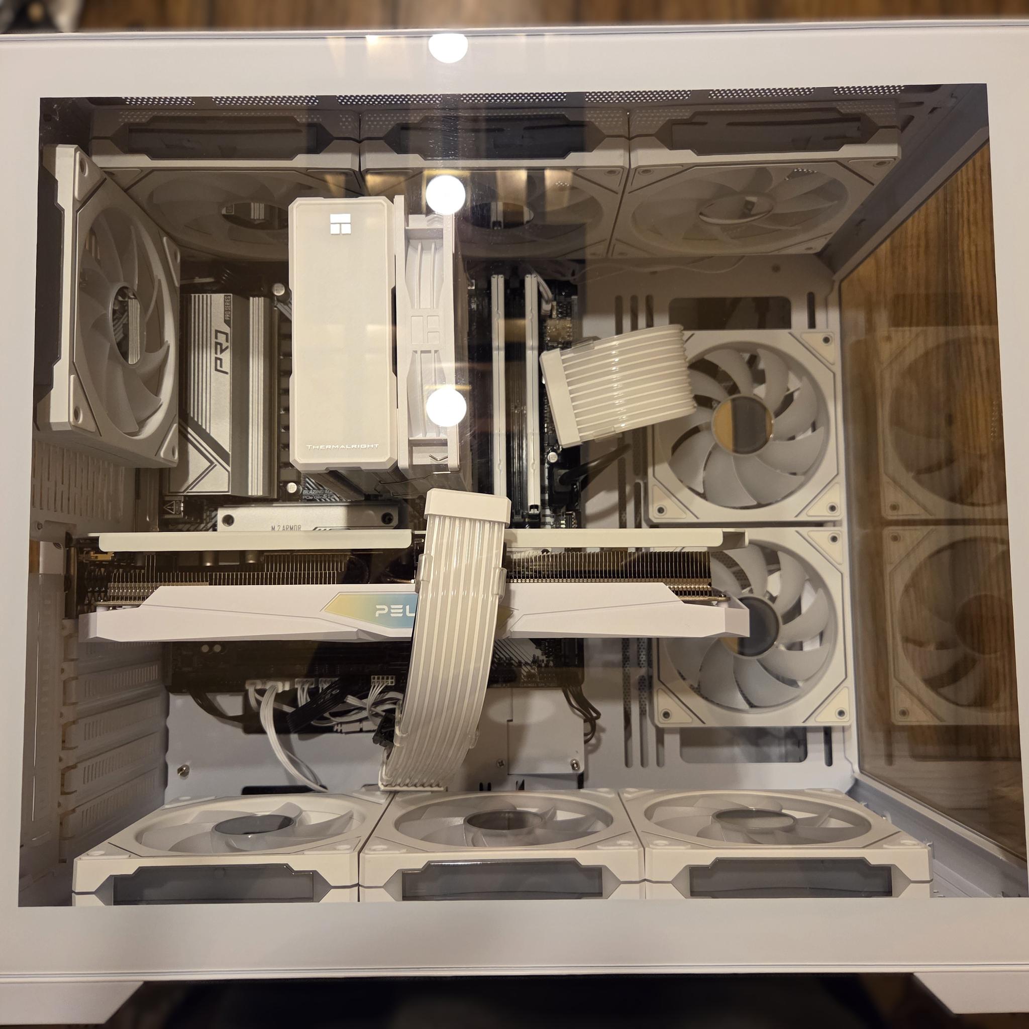 The White Lotus! 🤍| White RTX 3070 Gaming PC | Ryzen 5 7500F | 32GB DDR5 | 1TB NVMe | Temp Display