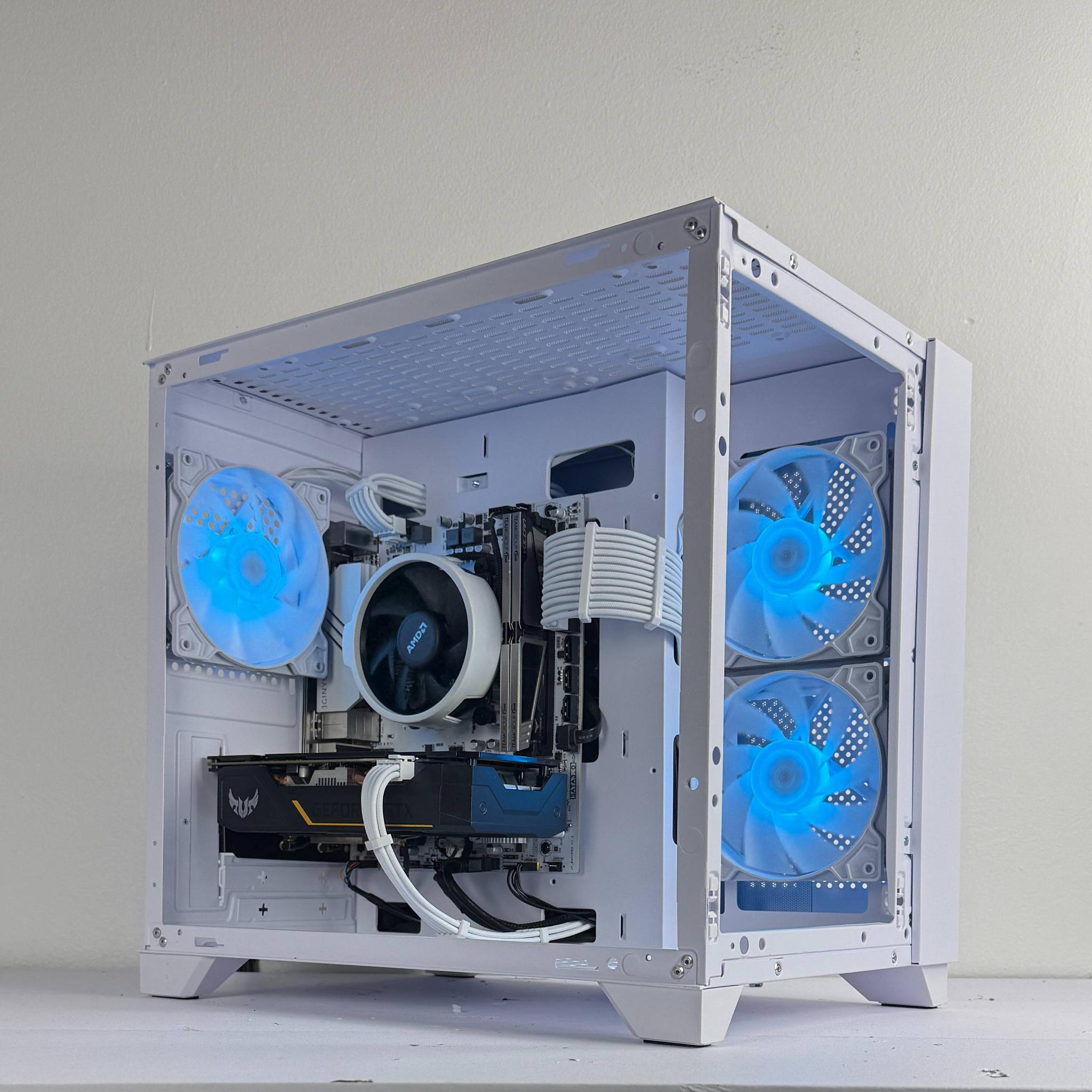 ❄️Icebound❄️ | 1080p Gaming PC | Ryzen 5 2600 | Asus GTX 1660 Super | 16GB DDR4 3200MHz