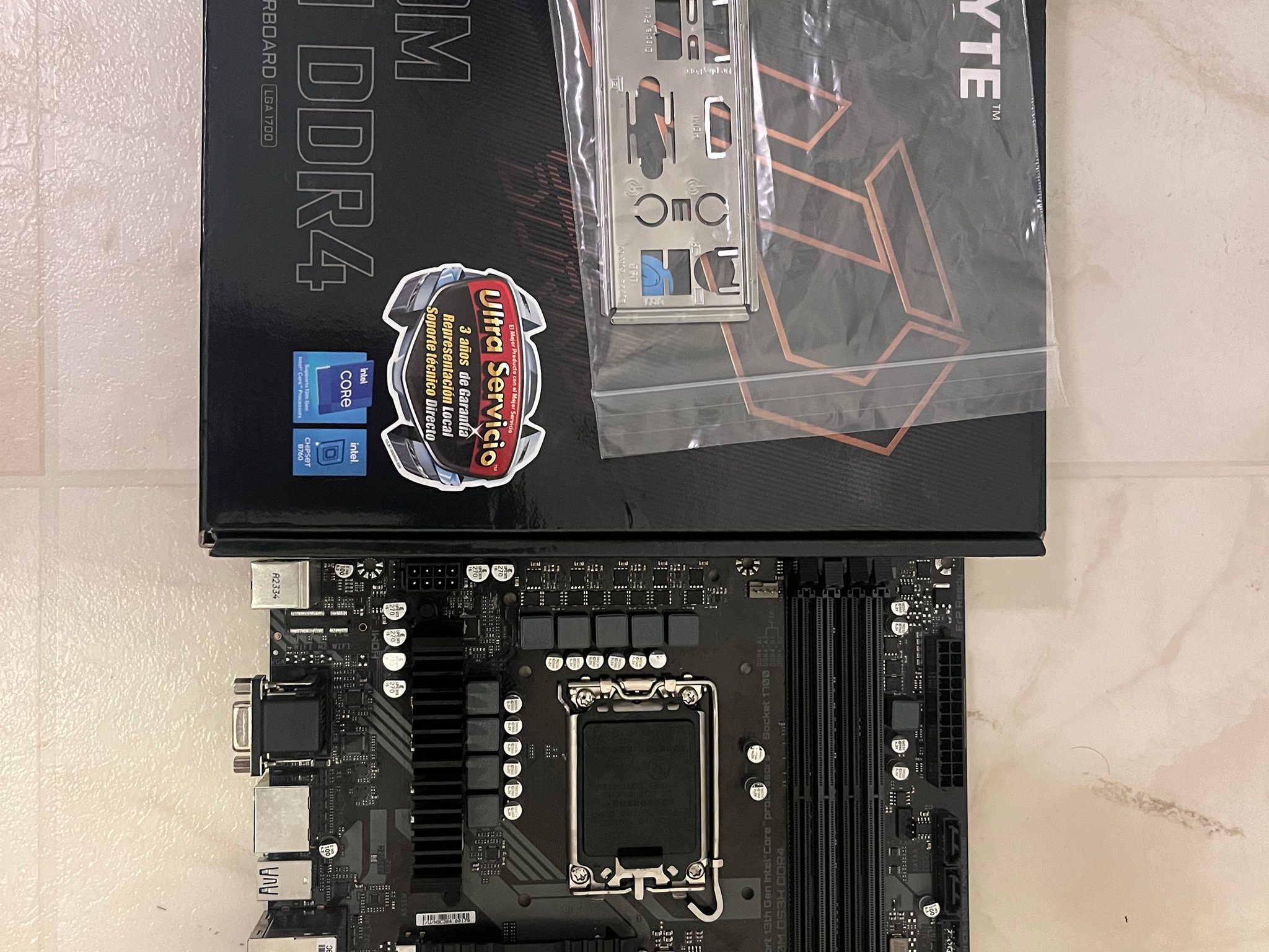 GIGABYTE B760M DS3H DDR4 (LGA 1700/ Intel/ B760/ M-ATX/ DDR4/ Dual M.2/ PCIe 4.0)