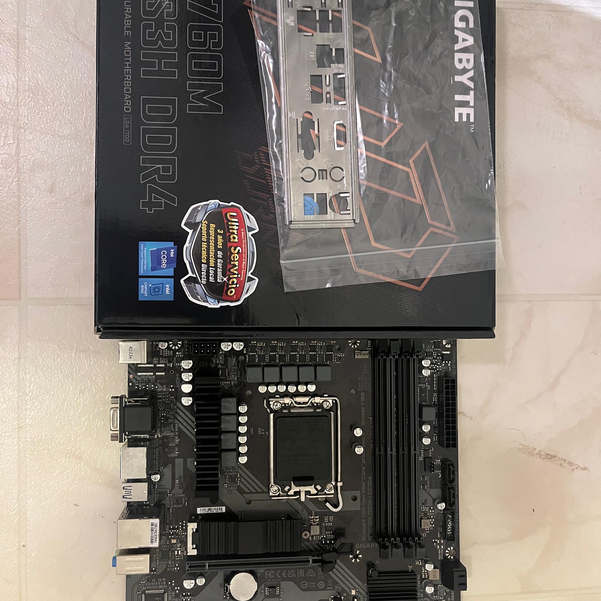 GIGABYTE B760M DS3H DDR4 (LGA 1700/ Intel/ B760/ M-ATX/ DDR4/ Dual M.2/ PCIe 4.0)