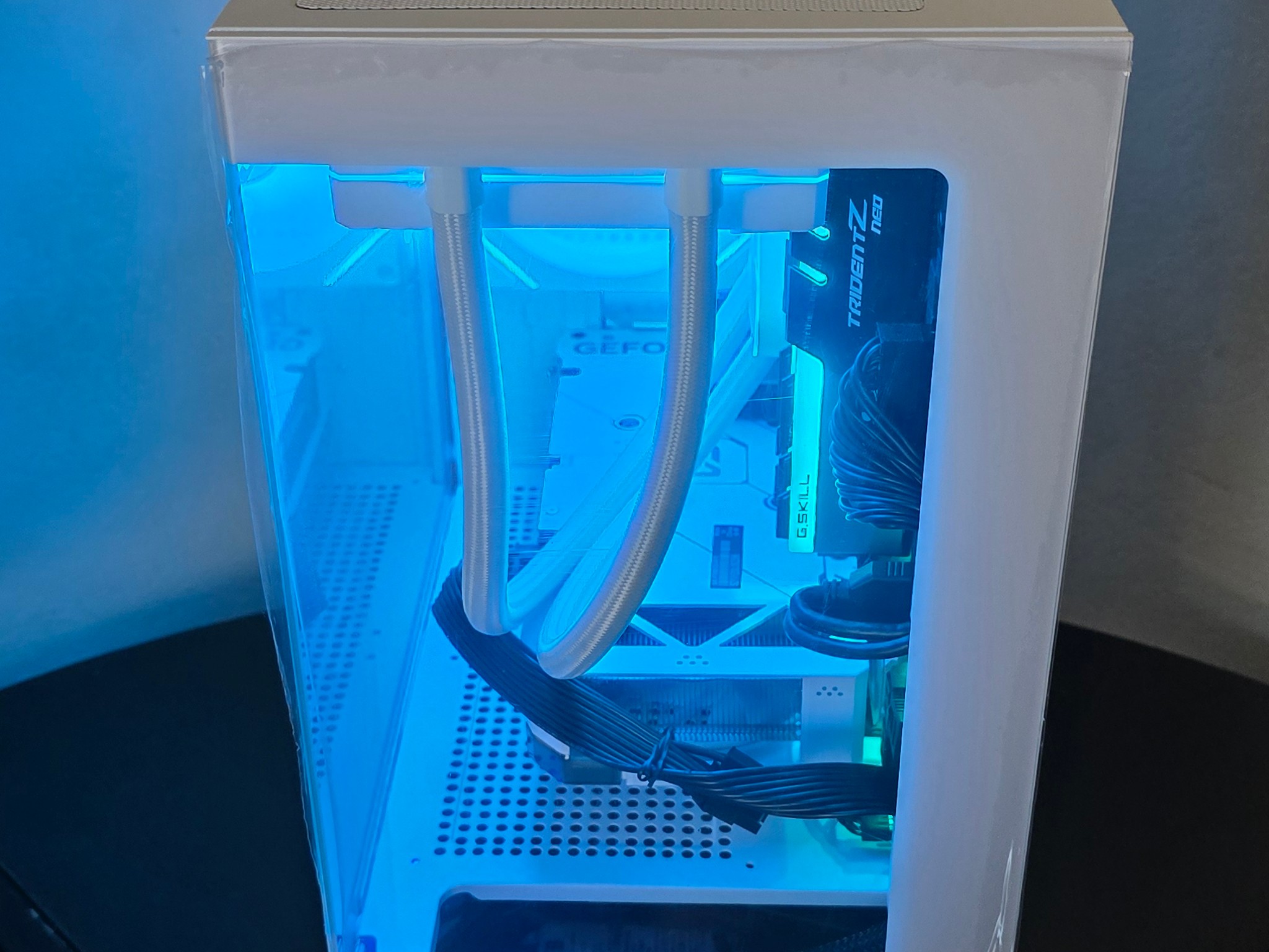 Custom Gaming PC "Glacial Aurora" - Ryzen 5 5600X | RTX 4060 | 32GB RGB RAM