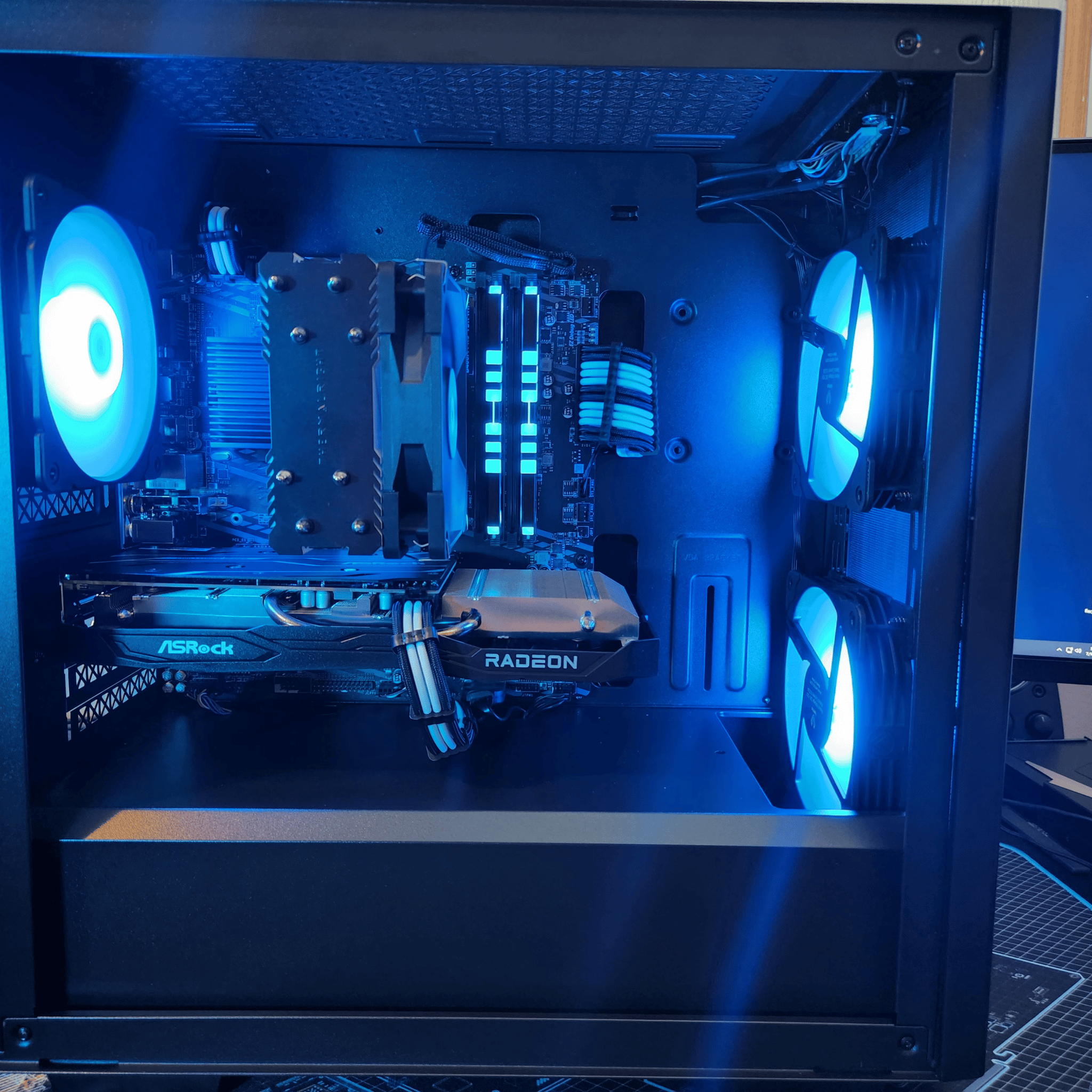Custom 10400f | RX 6600 | 16GB 2666 MHz | 1TB NVME SSD Gaming PC