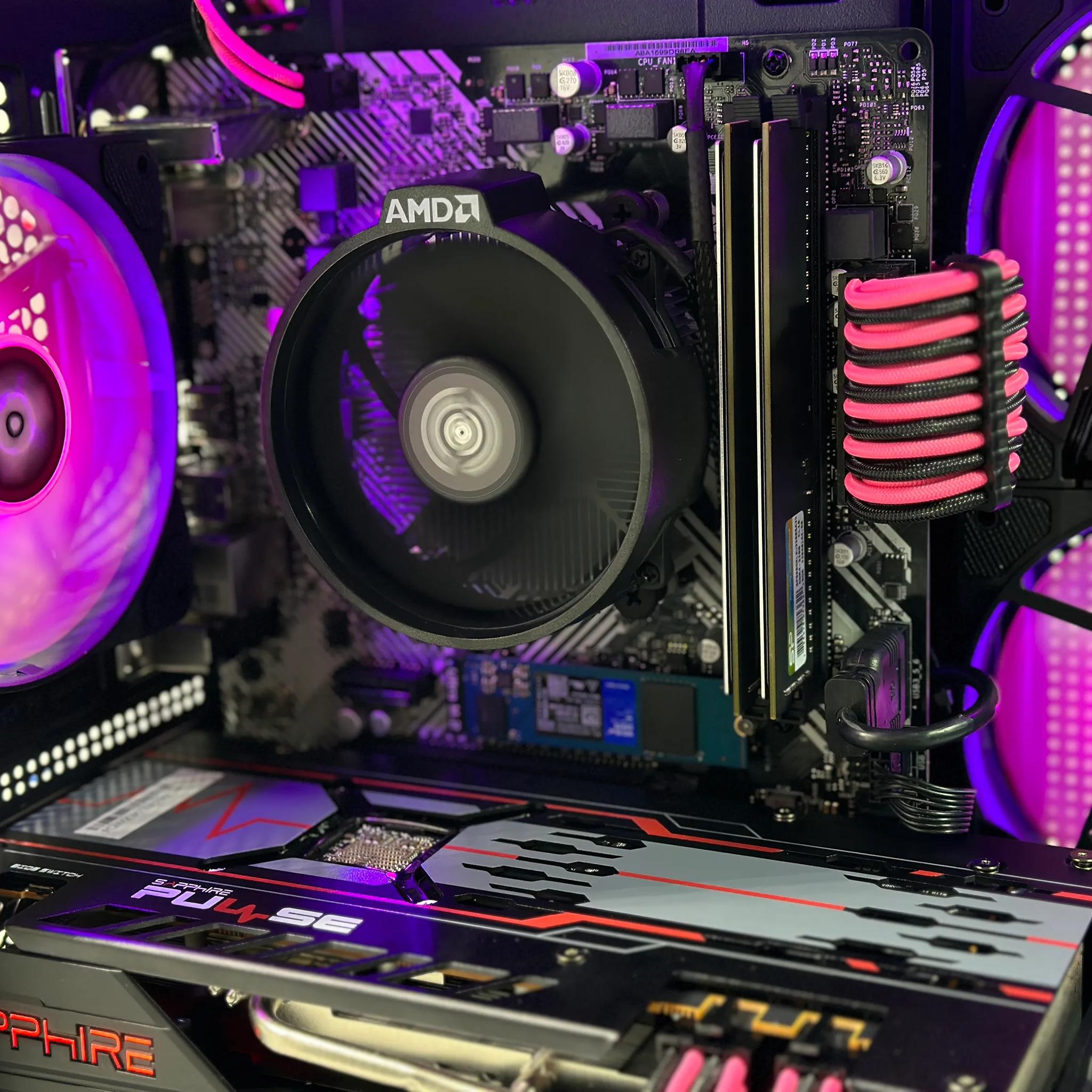 🩷🧁Buu🍧AMD RX 5700 XT 8GB 🍧AMD Ryzen 5 3500X 6 core🍧16GB DDR4🍧750GB SSD