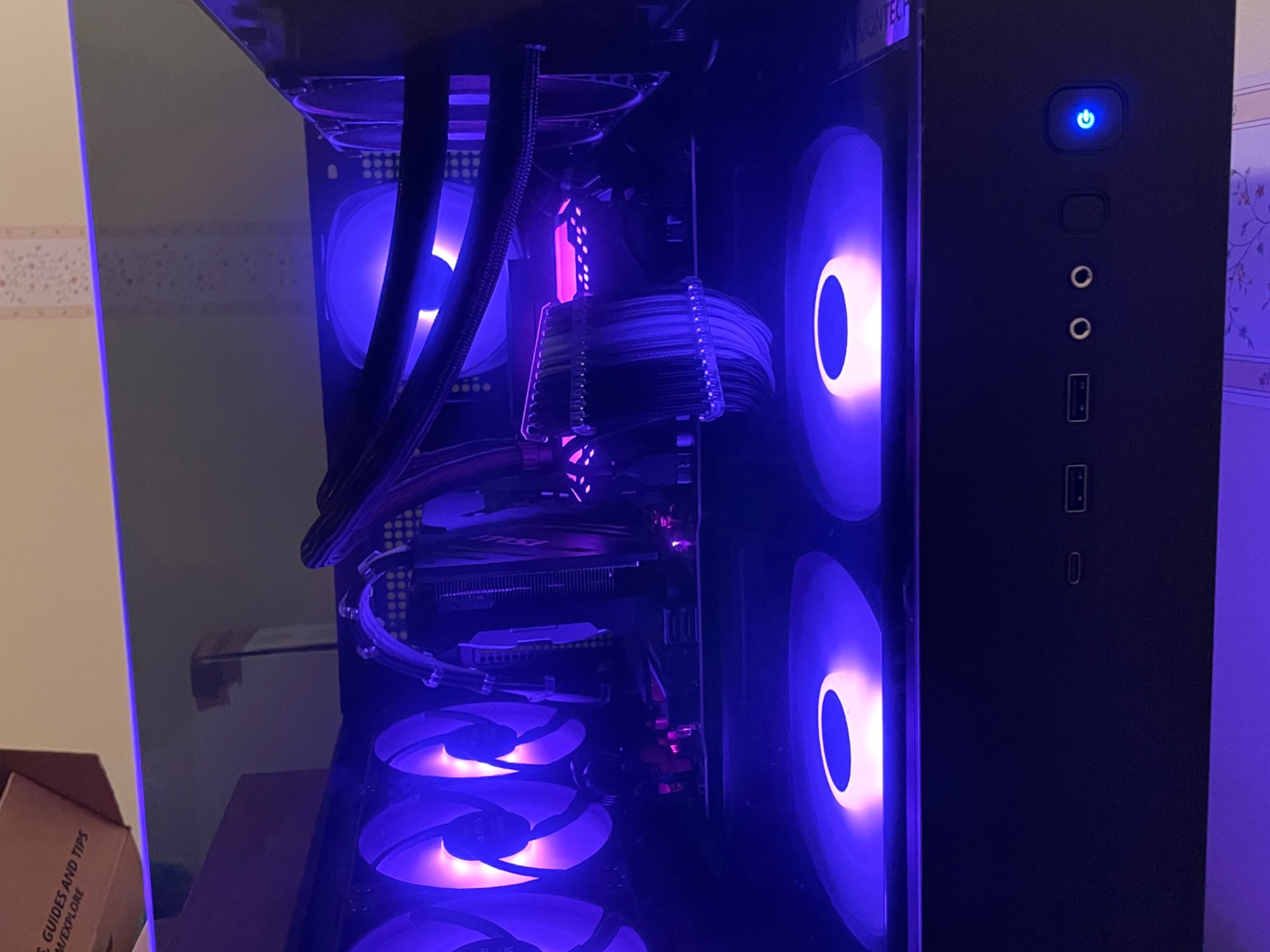 Ryzen 7 5800X3D RTX 4070