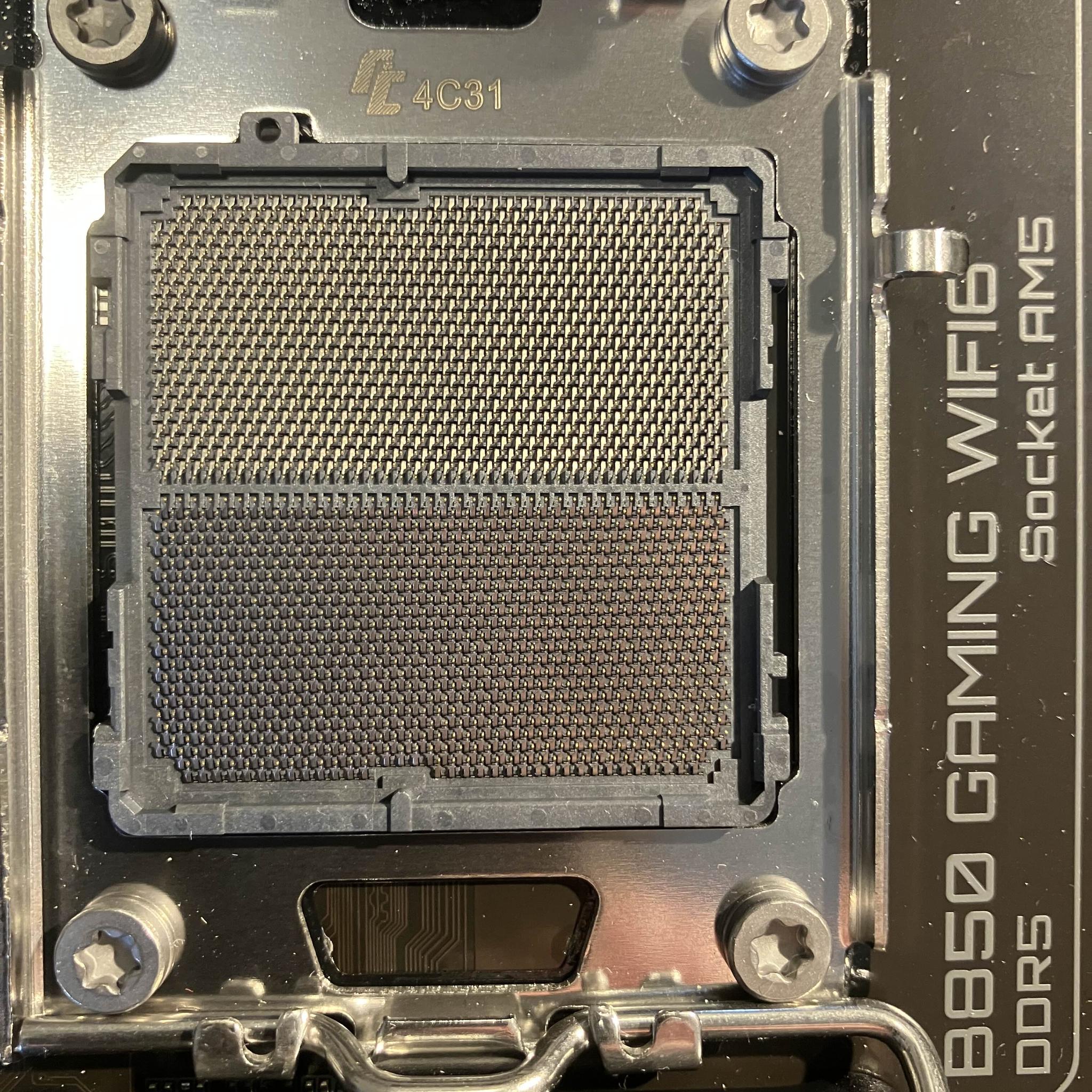 9800X3D + 64GB 6000MHz DDR5 + B850 ATX Mobo