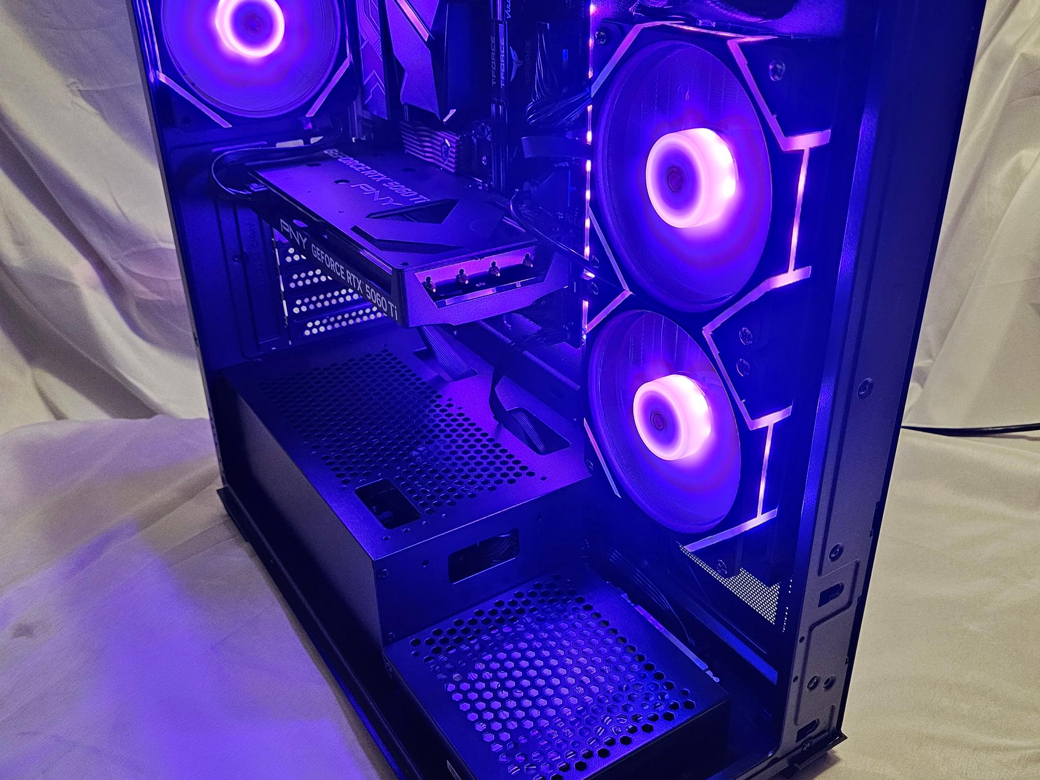 Échelon REQUIEM - AM5 Ryzen 9600X -5060TI- 2TB Gen5 - 2TB HDD -1440p