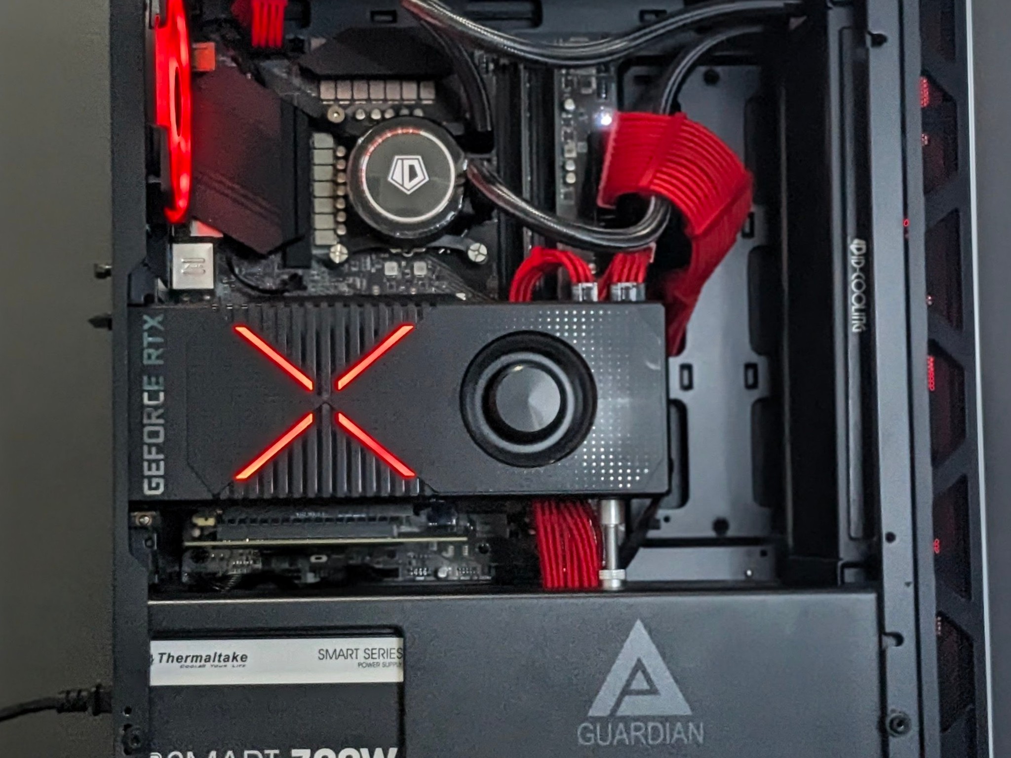 "Red Veins" 🔴RTX 2080(FE)🔴I5 11600k@4.9GHz🔴16GB RAM🔴1.2TB SSD/HDD🔴Windows 11 Pro✅