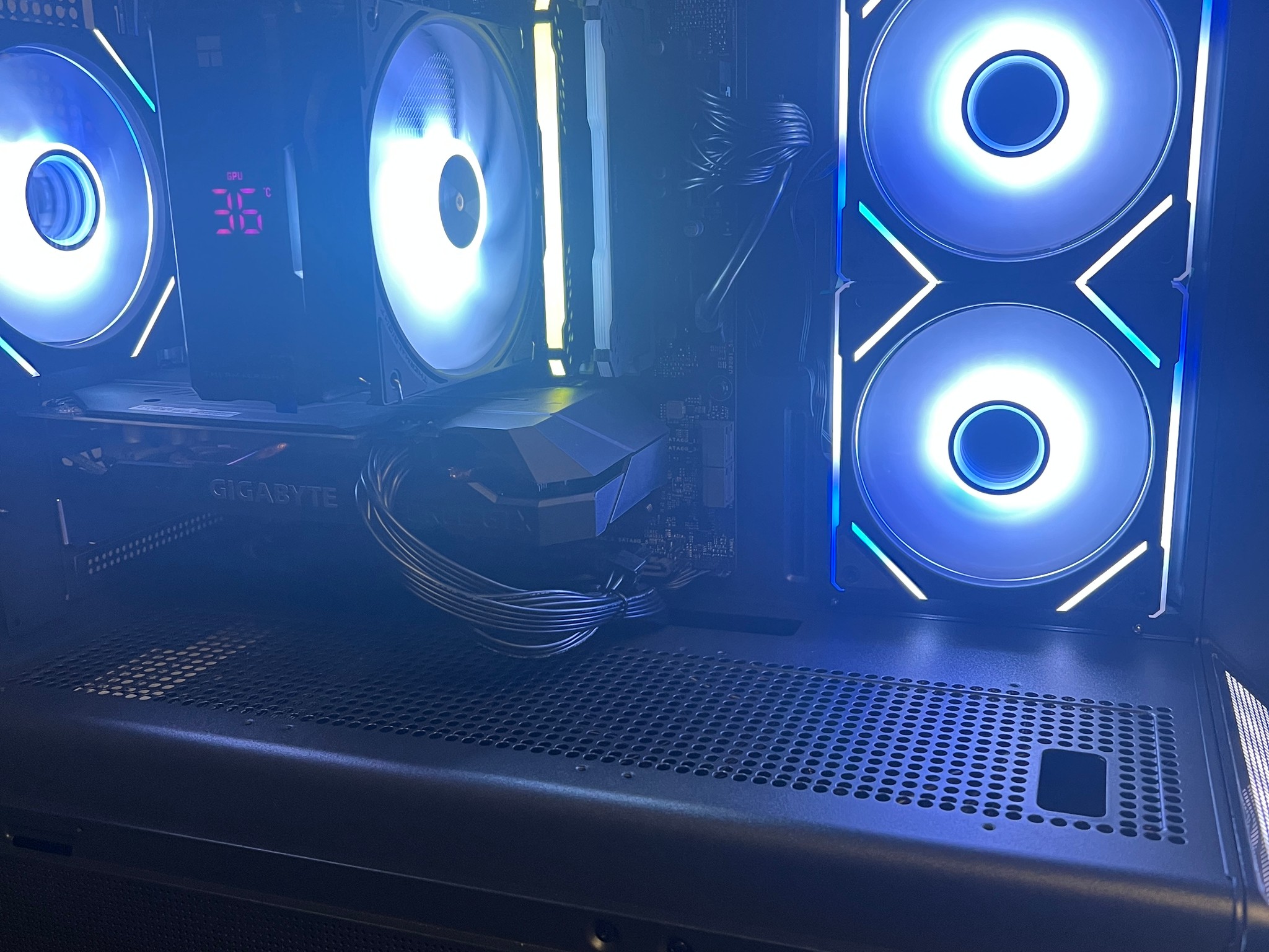 Intel i7 10700 | 16GB DDR4 RAM | GTX 1660 Super