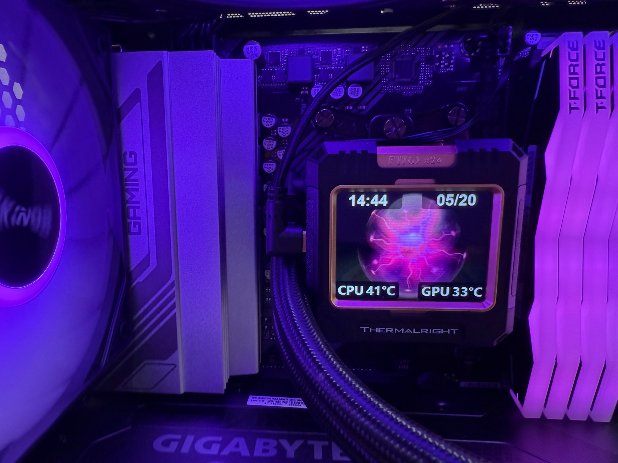 SALE 🕷️Game Slayer V2🕷️ 9600x/9070XT/32g DDR5/240mm AIO/800wpsu/2tb gen 4