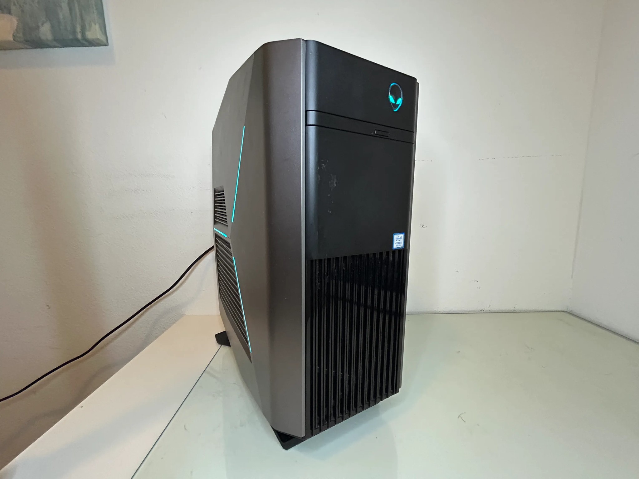 👽 i7 8700k / GTX 1080 / 32gb ddr4 / 500gb ssd+1tb hdd / ALIENWARE R7