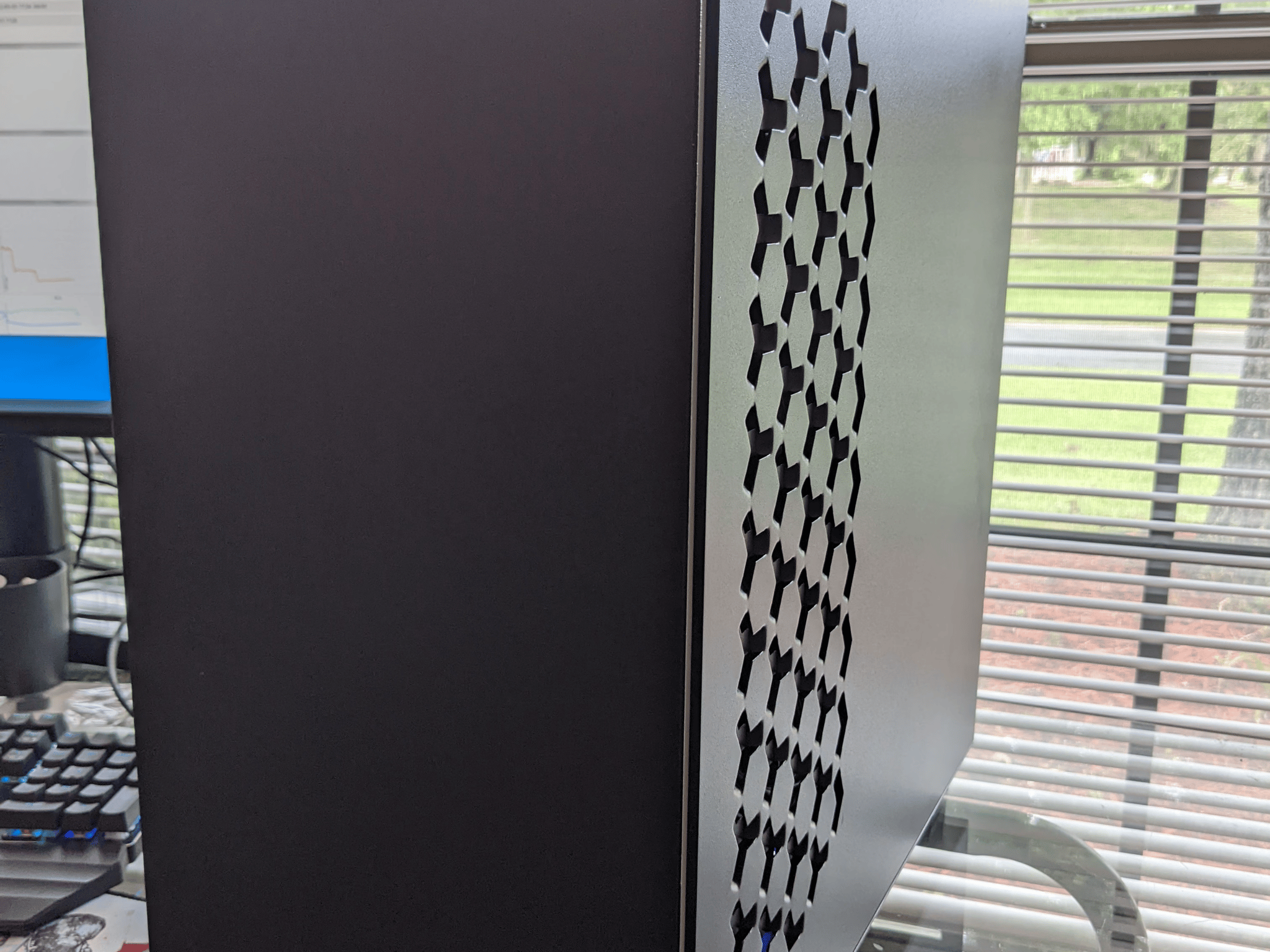 Sexxy RGB Gaming PC Xeon 16gb GTX 1060 SSD WiFi 