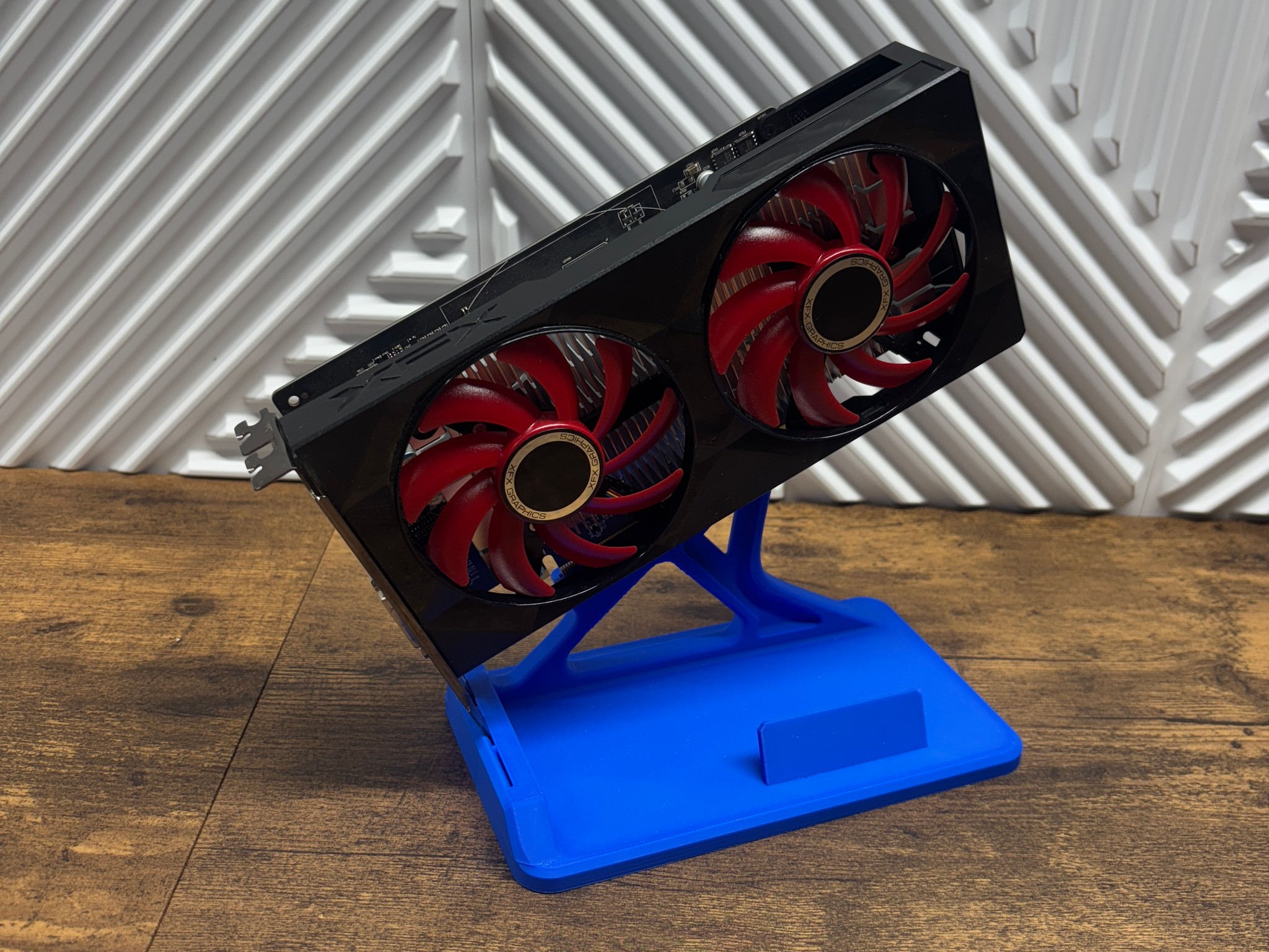 XFX Radeon RX 550 2GB DD GDDR5 RX-550P2D Video Graphics Card RED GPU - TESTED