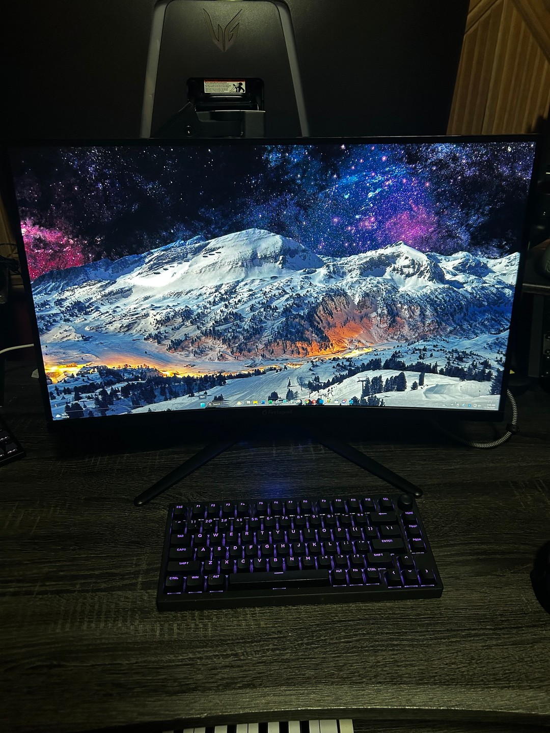Aopen (Acer) 27” (170hz) 2K Resolution (2560x1440) Curved Gaming ...