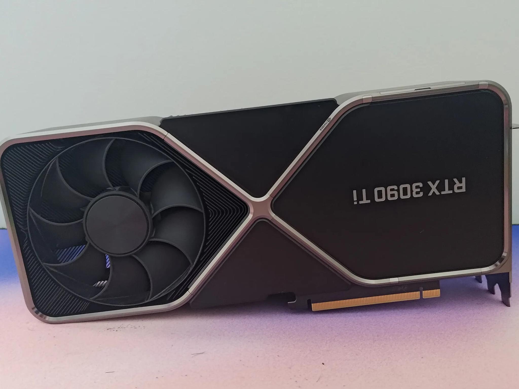 Nvidia RTX 3090Ti Founders Edition